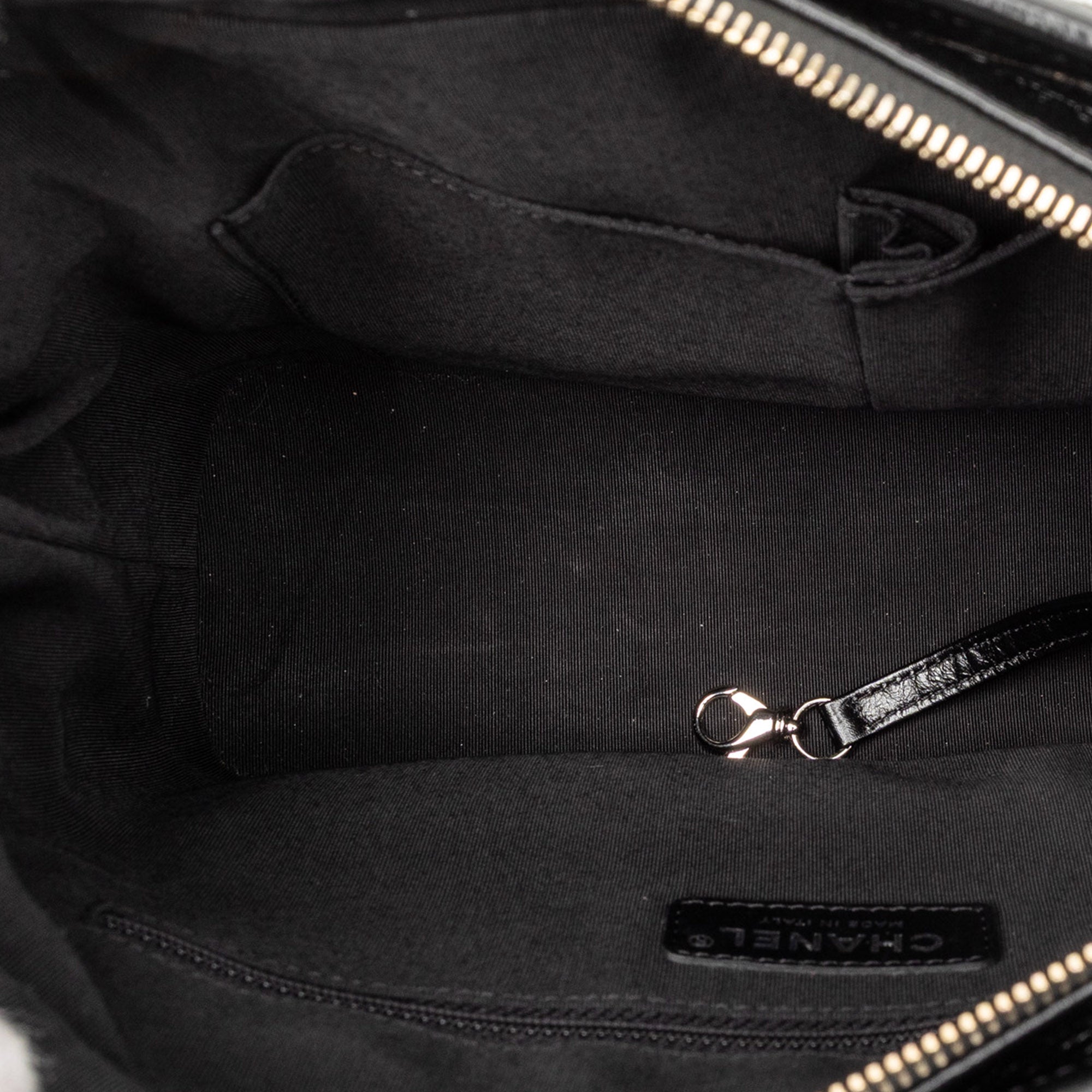 Chanel Medium Quilted Metallic Crumpled Goatskin Gabrielle Hobo - image 4