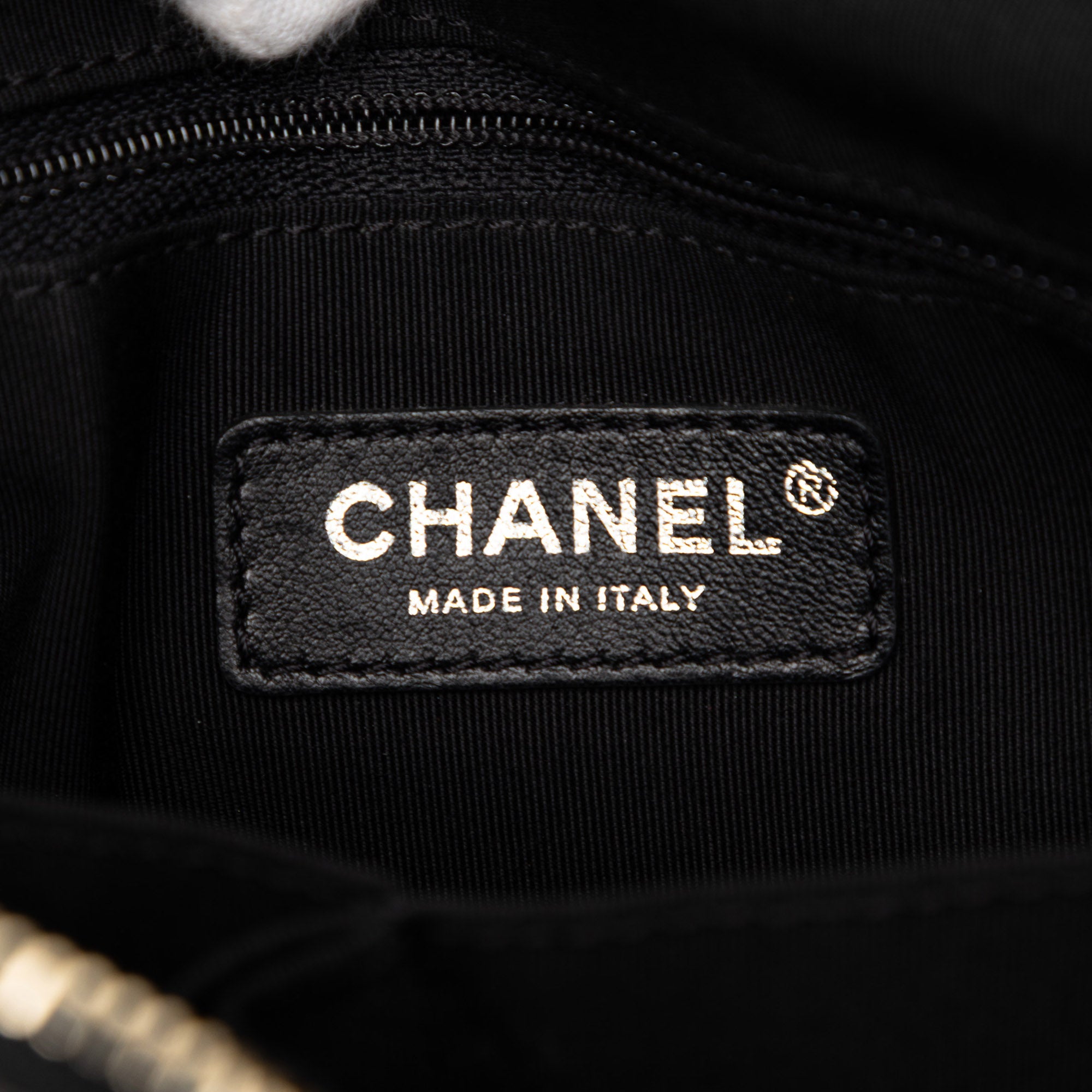 Chanel Medium Quilted Metallic Crumpled Goatskin Gabrielle Hobo - image 5