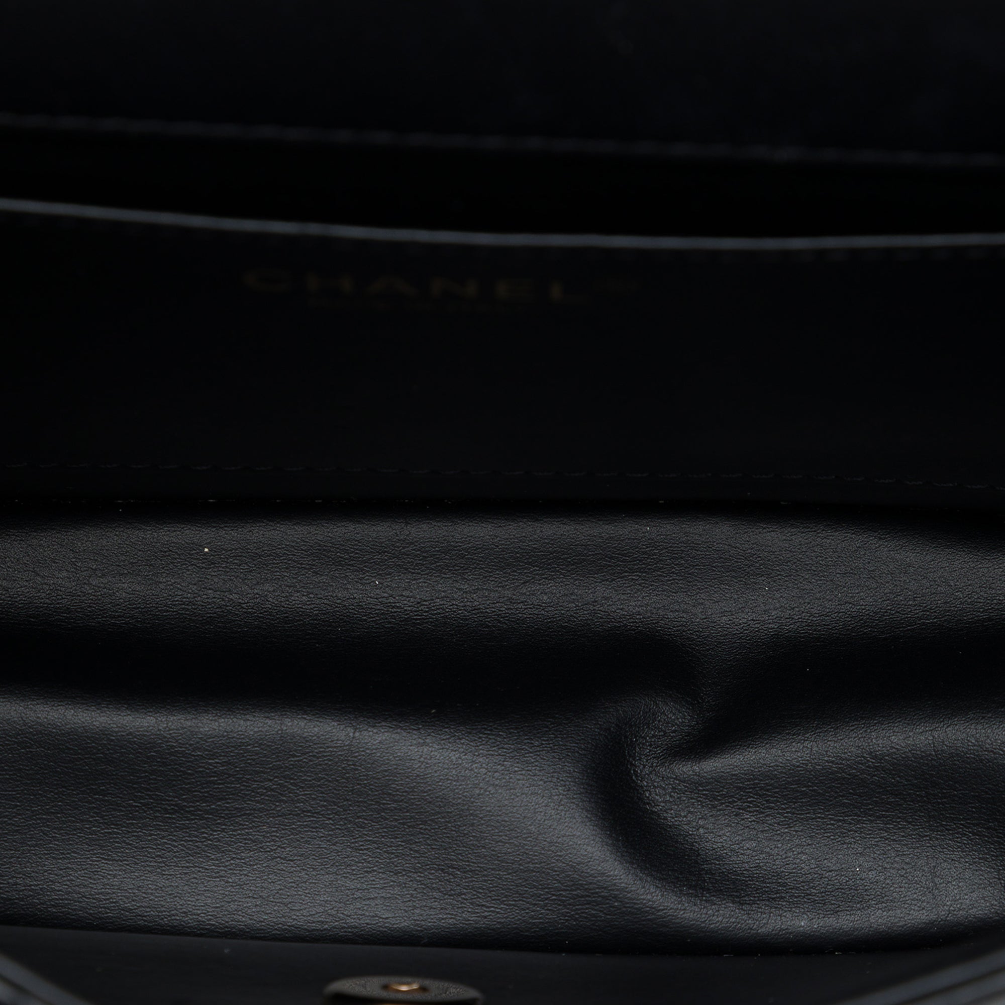 Chanel CC Quilted Lambskin Fantasy Pearl Single Flap - image 4
