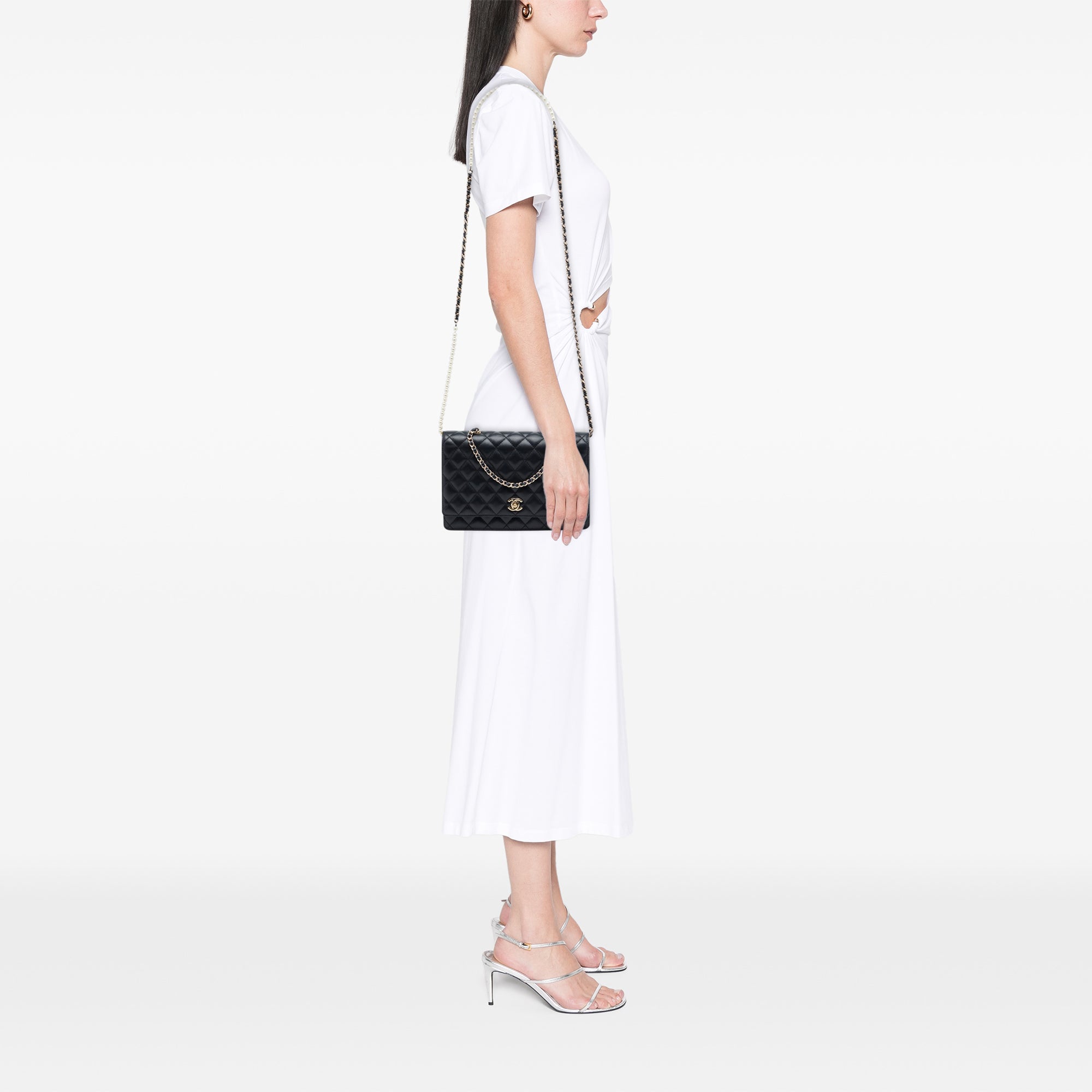 Chanel CC Quilted Lambskin Fantasy Pearl Single Flap - image 6