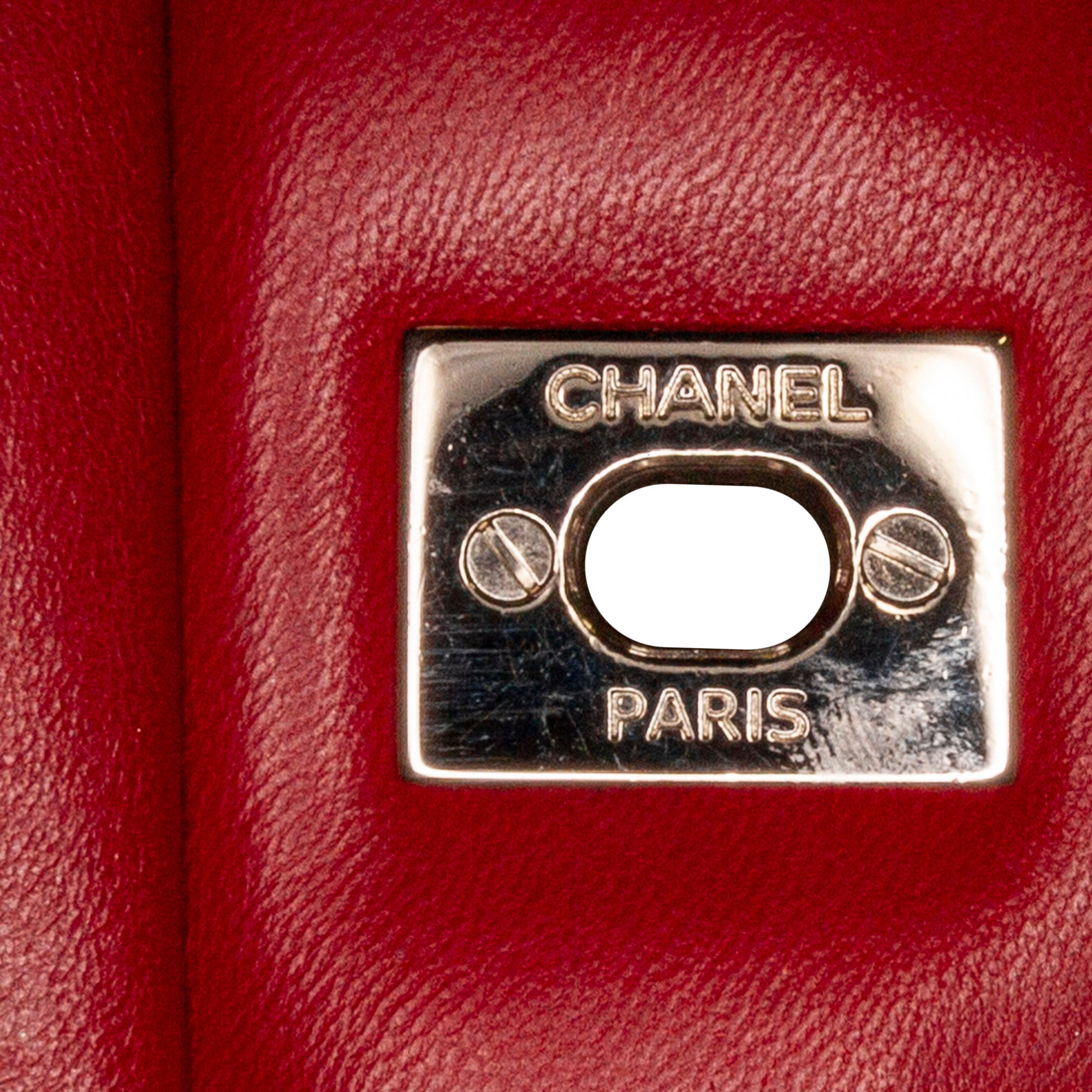 Chanel Maxi Classic Lambskin Double Flap - image 10