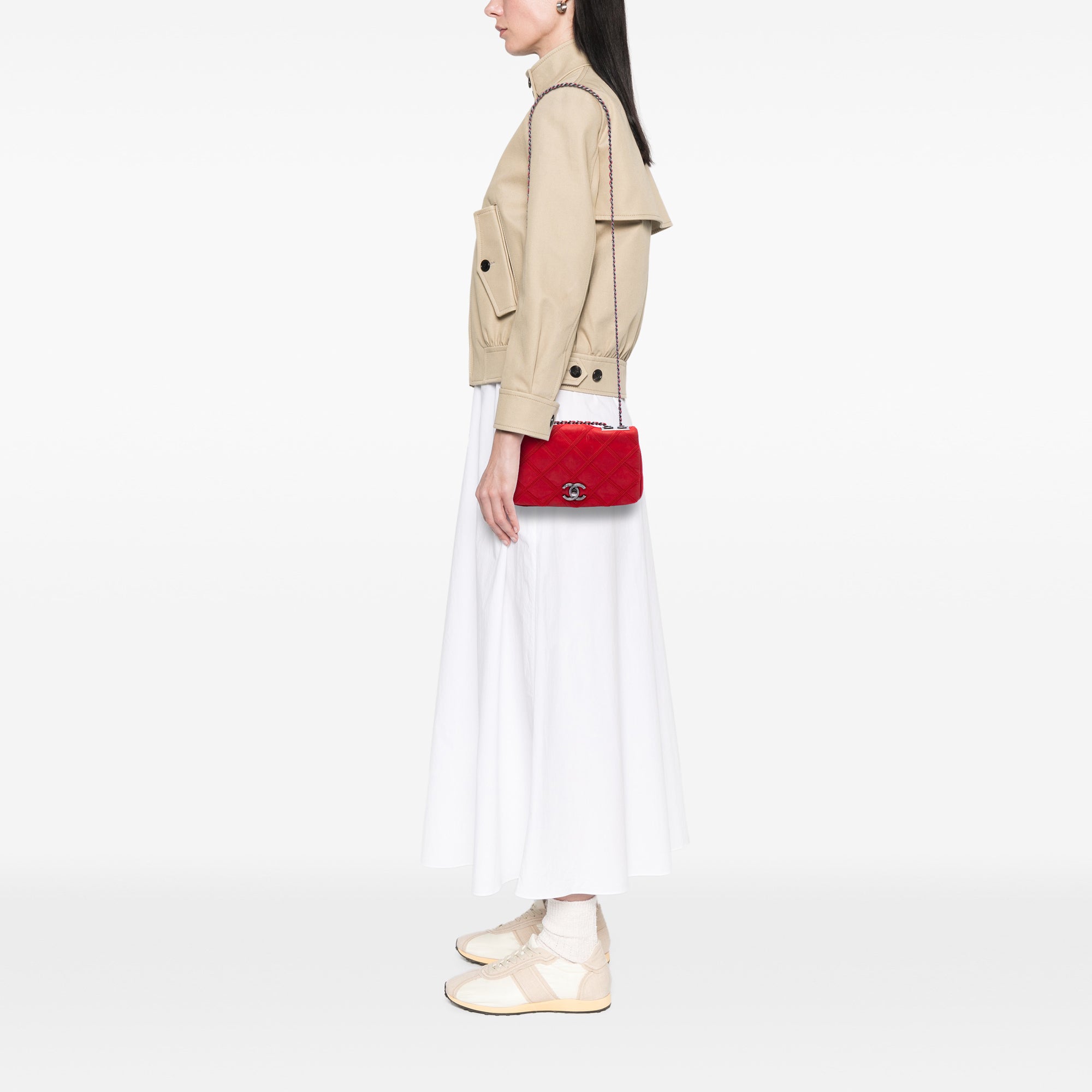 Chanel Iridescent Calfskin Diamond Stitch Flap - image 6