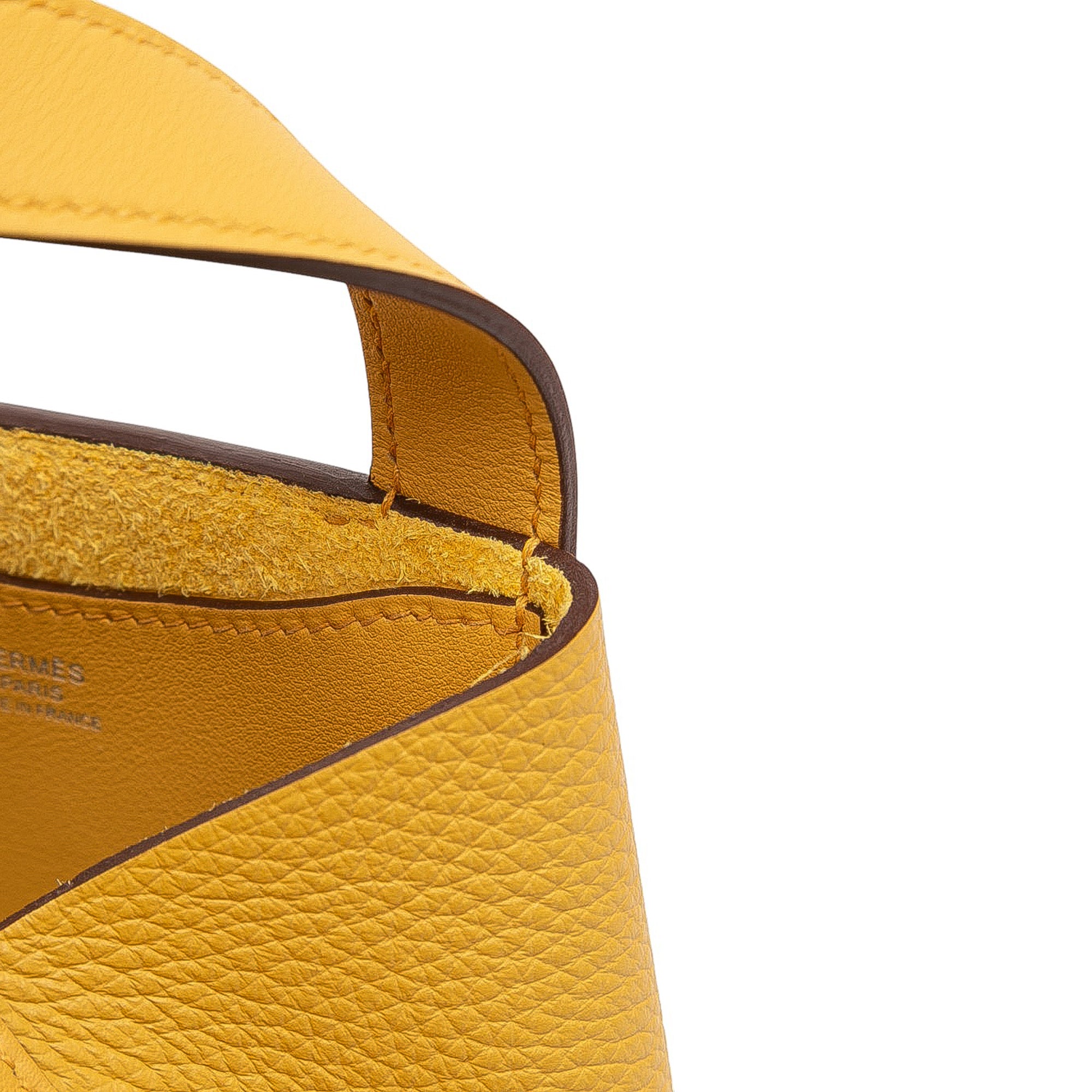 Hermès Clemence and Swift In The Loop 18 - image 9