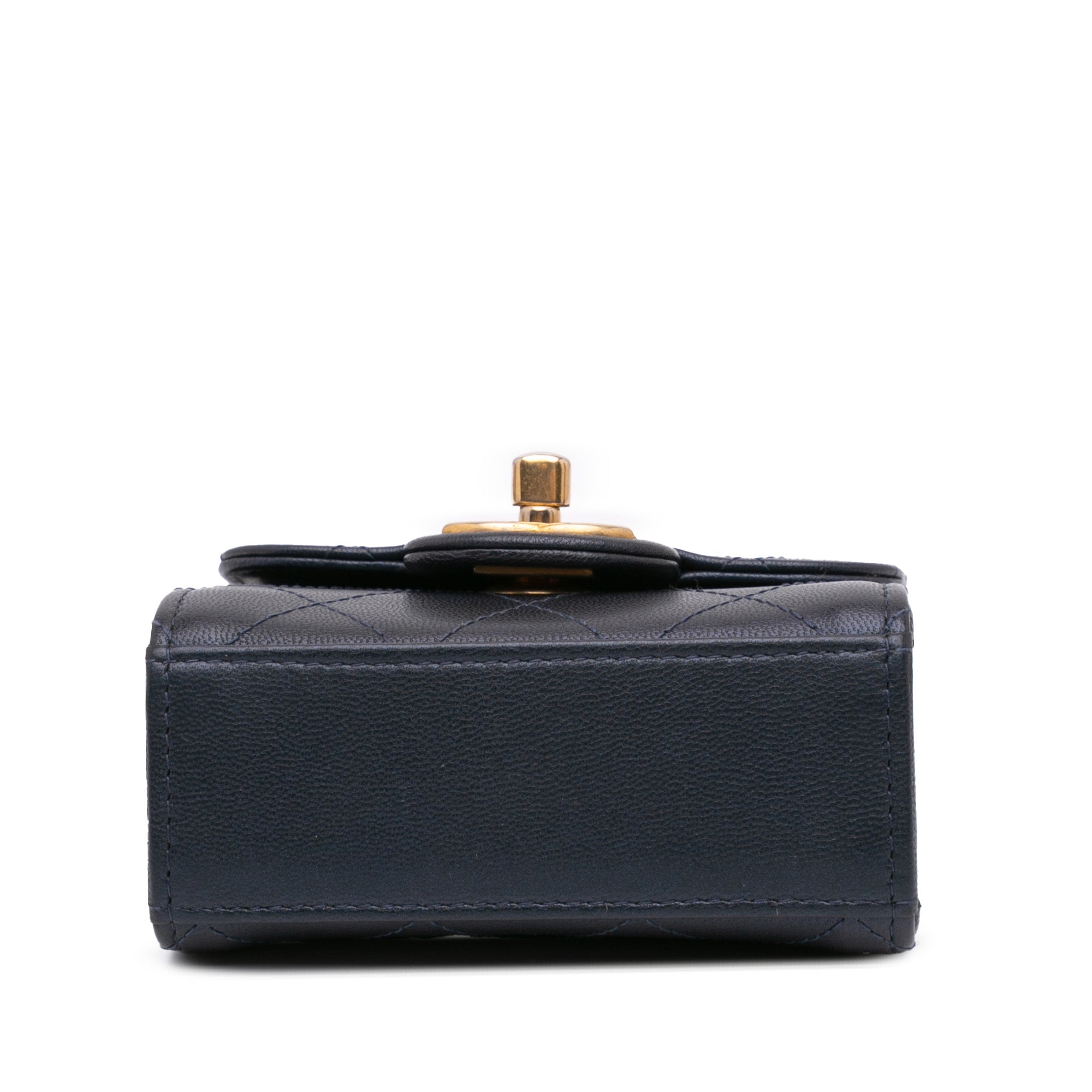 Chanel Mini Goatskin Chic Pearls Clutch On Chain - image 3
