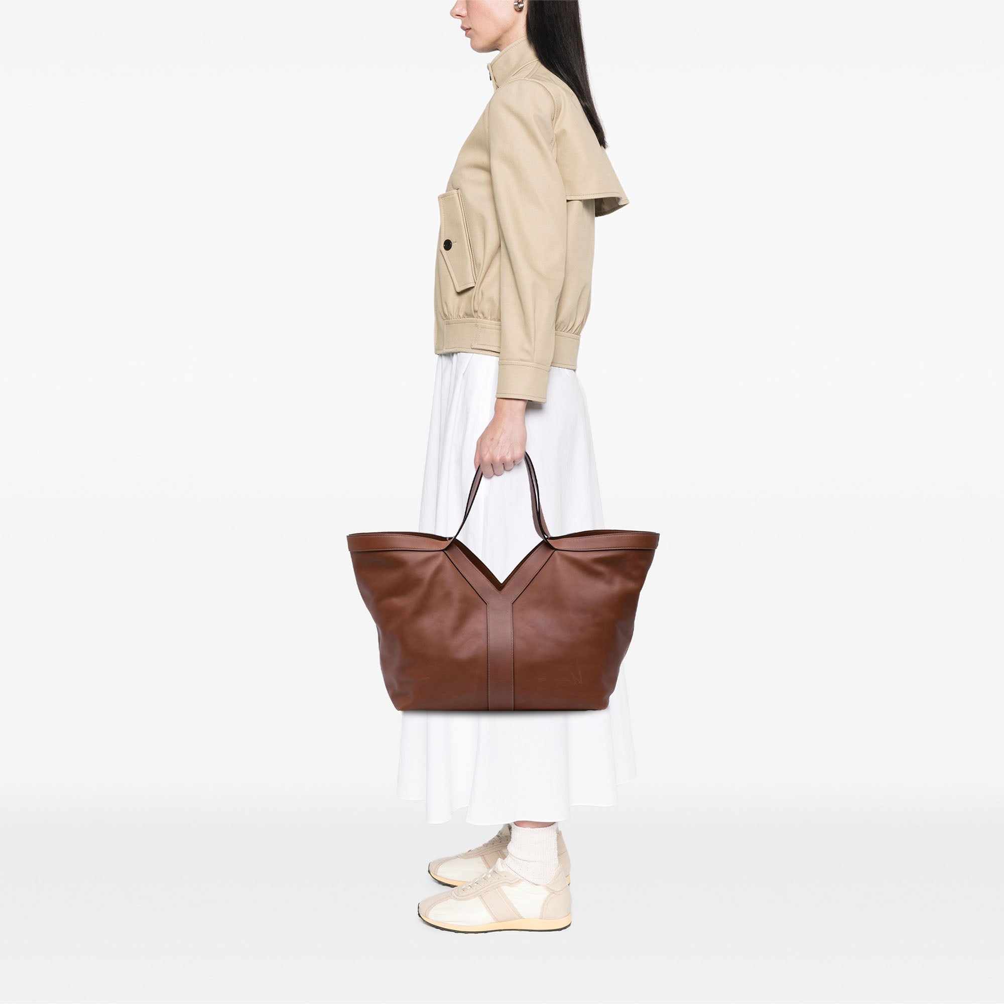 Saint Laurent Leather Y Tote - image 11