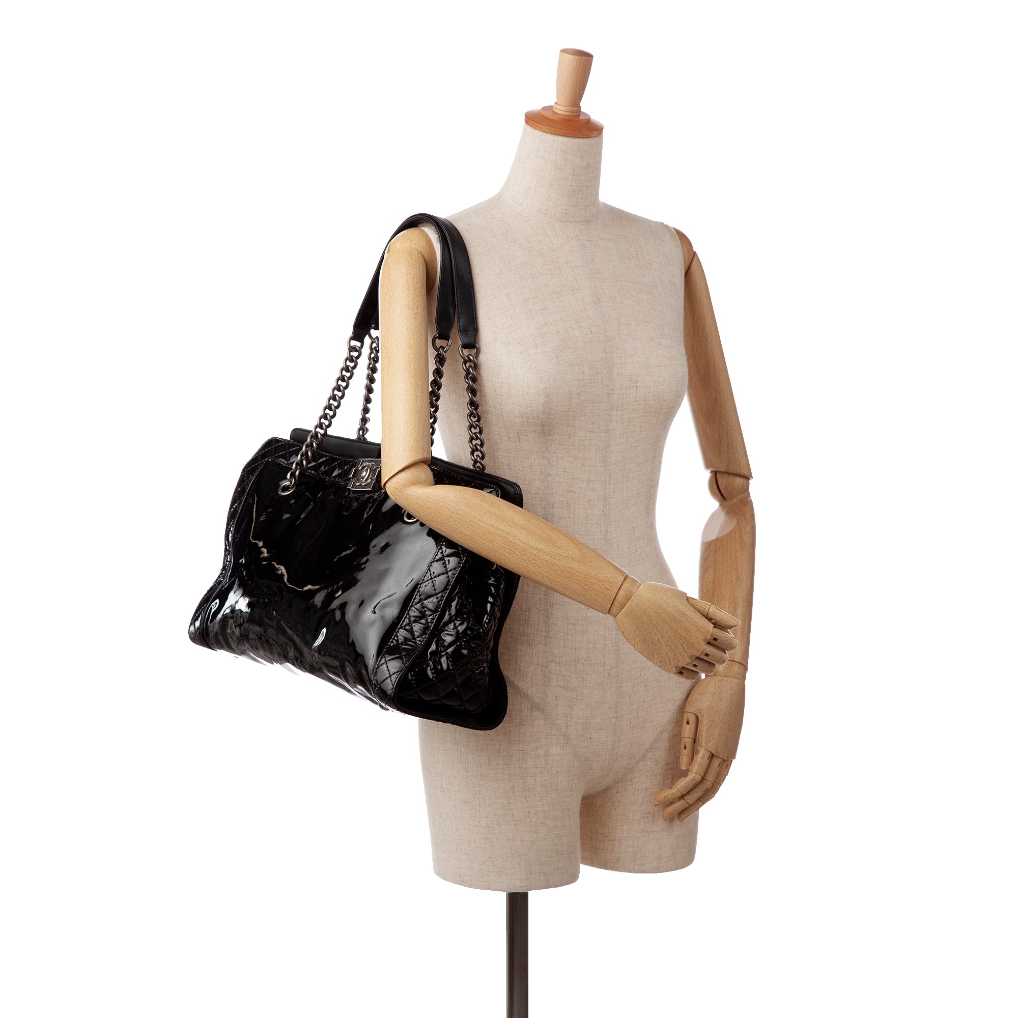 Chanel Patent Boy Reverso Shopping Tote - image 13
