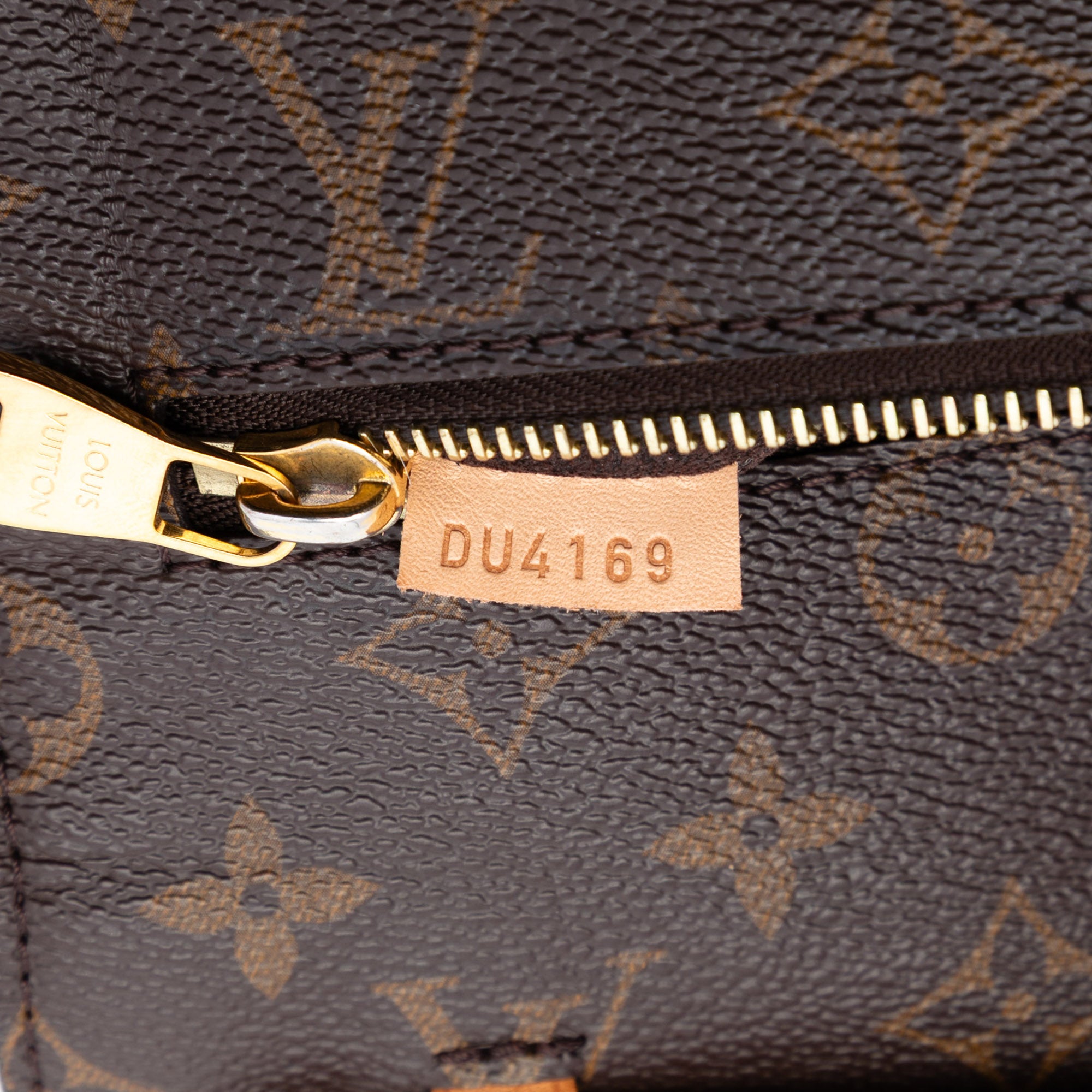 Louis Vuitton Monogram Pochette Metis - image 6