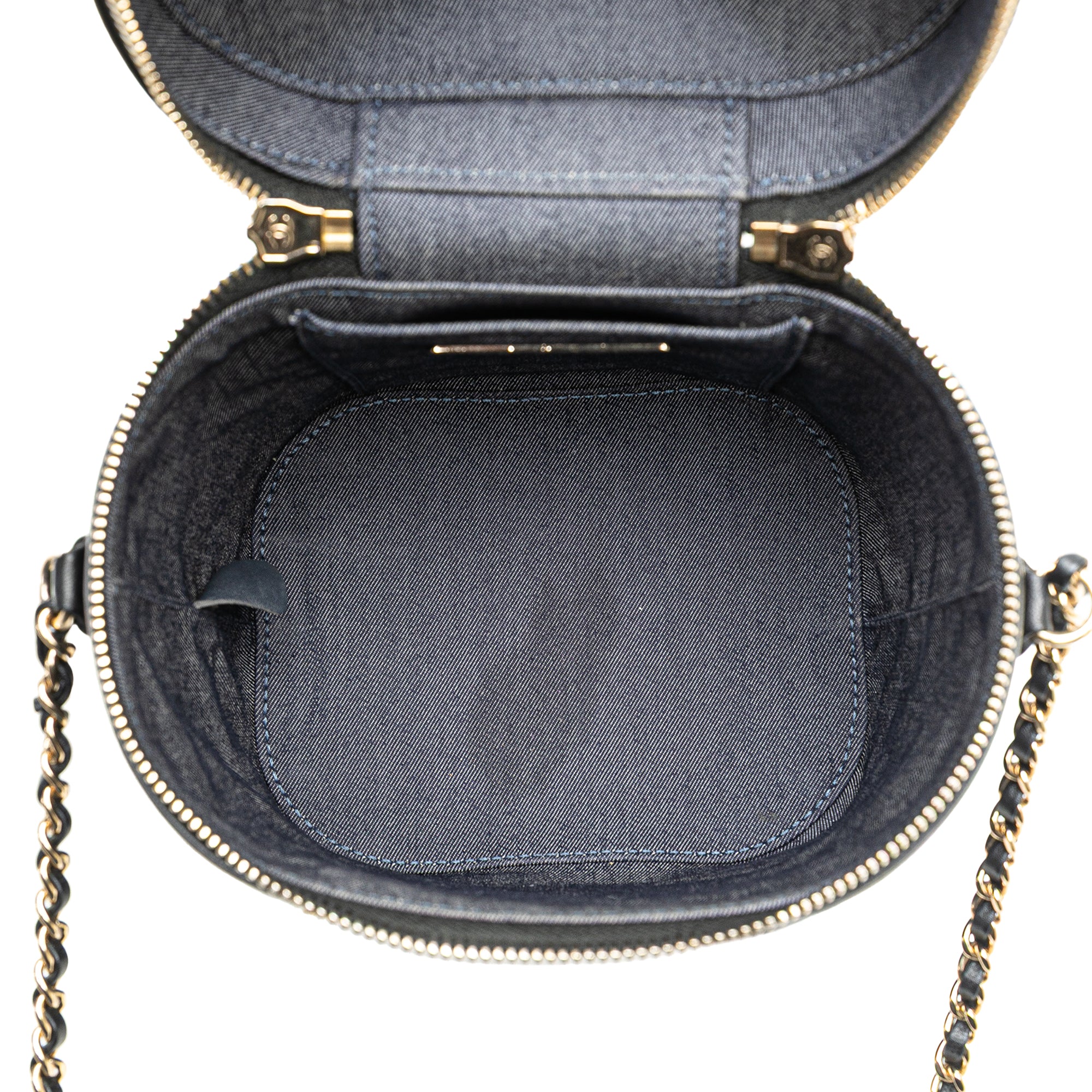 Chanel CC Lambskin Vanity Case - image 4