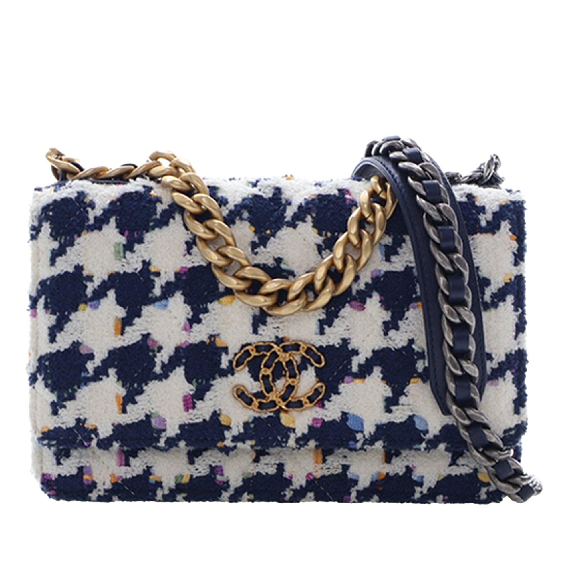 Chanel Tweed 19 Wallet On Chain - image 1