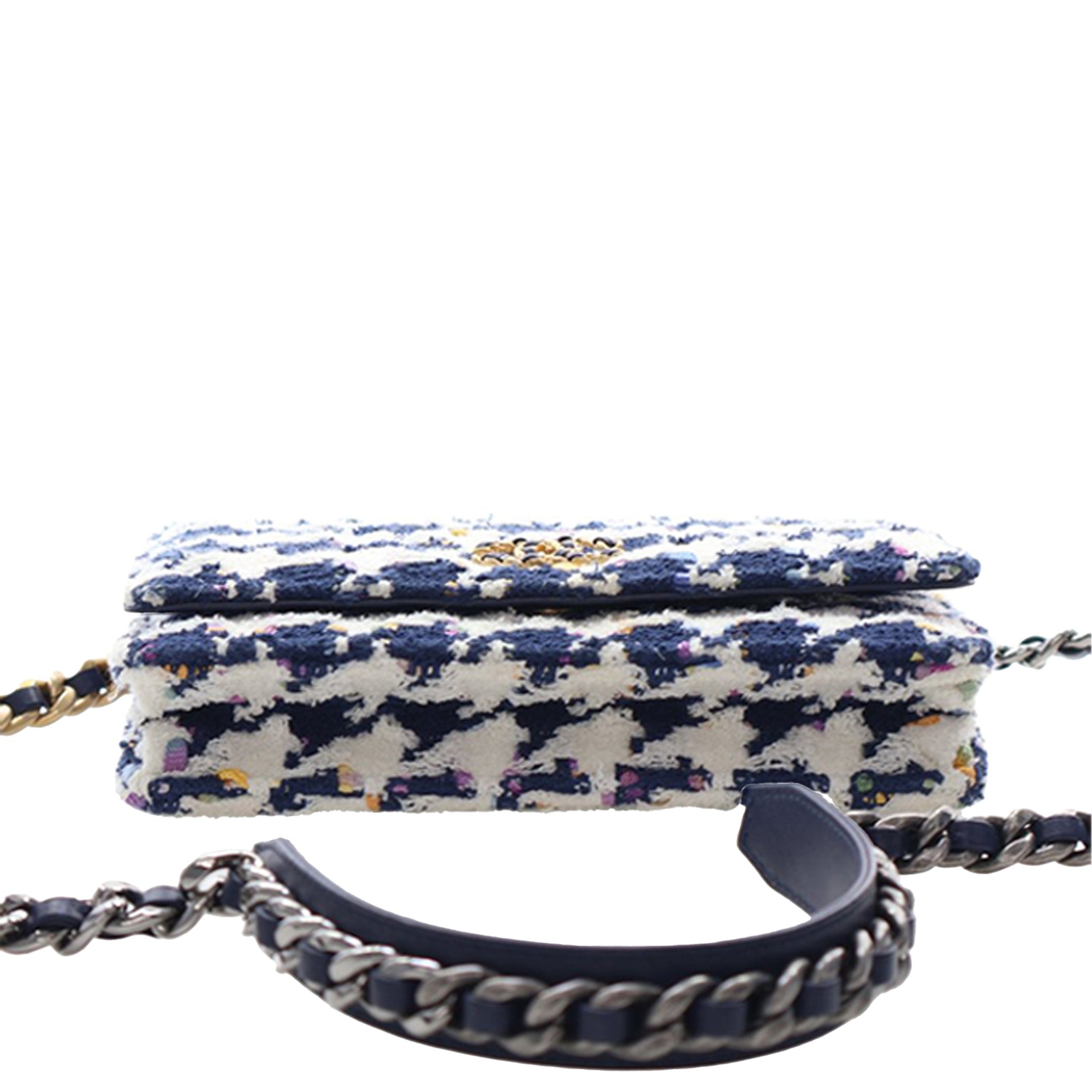 Chanel Tweed 19 Wallet On Chain - image 14