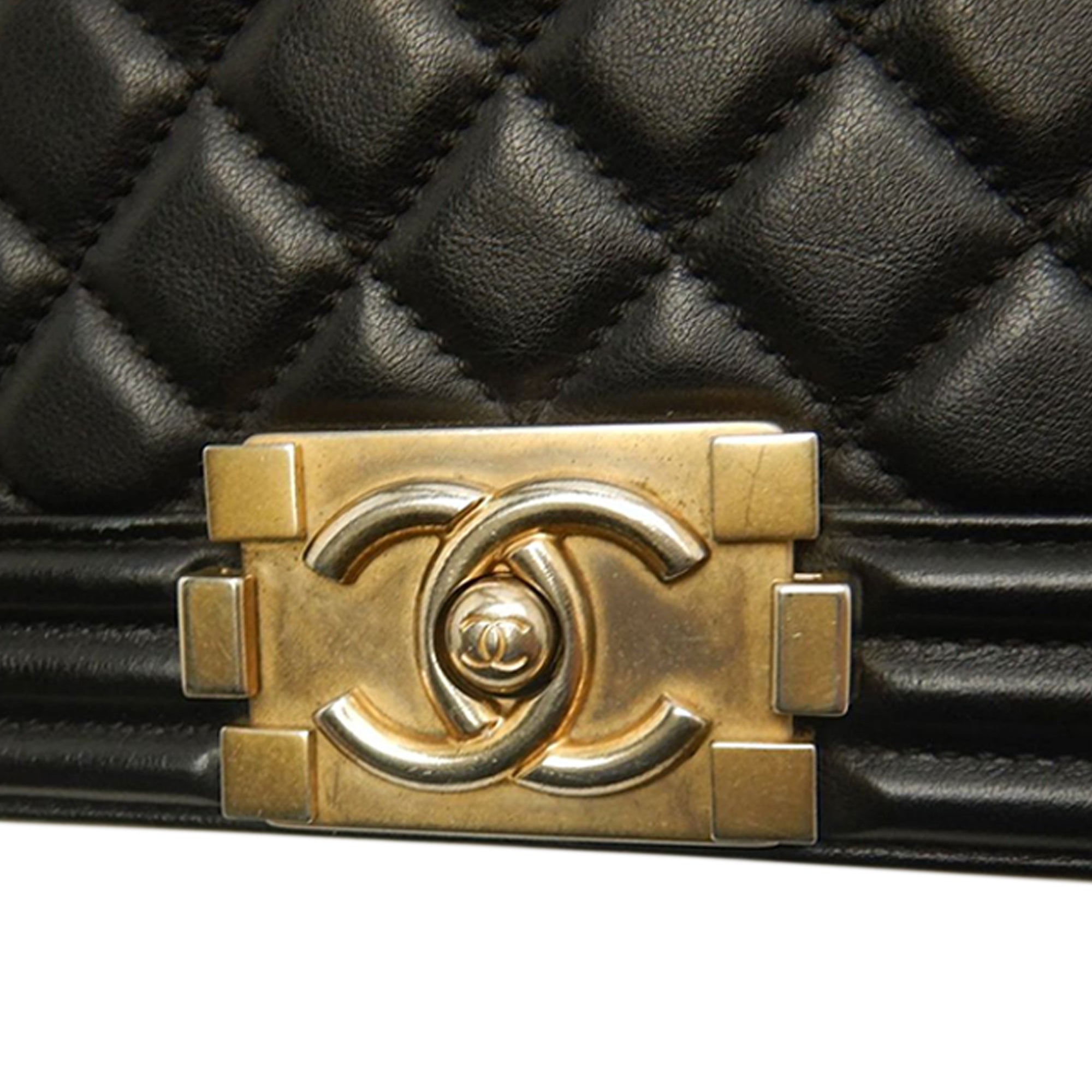 Chanel Old Medium Quilted Lambskin Boy Flap - image 9