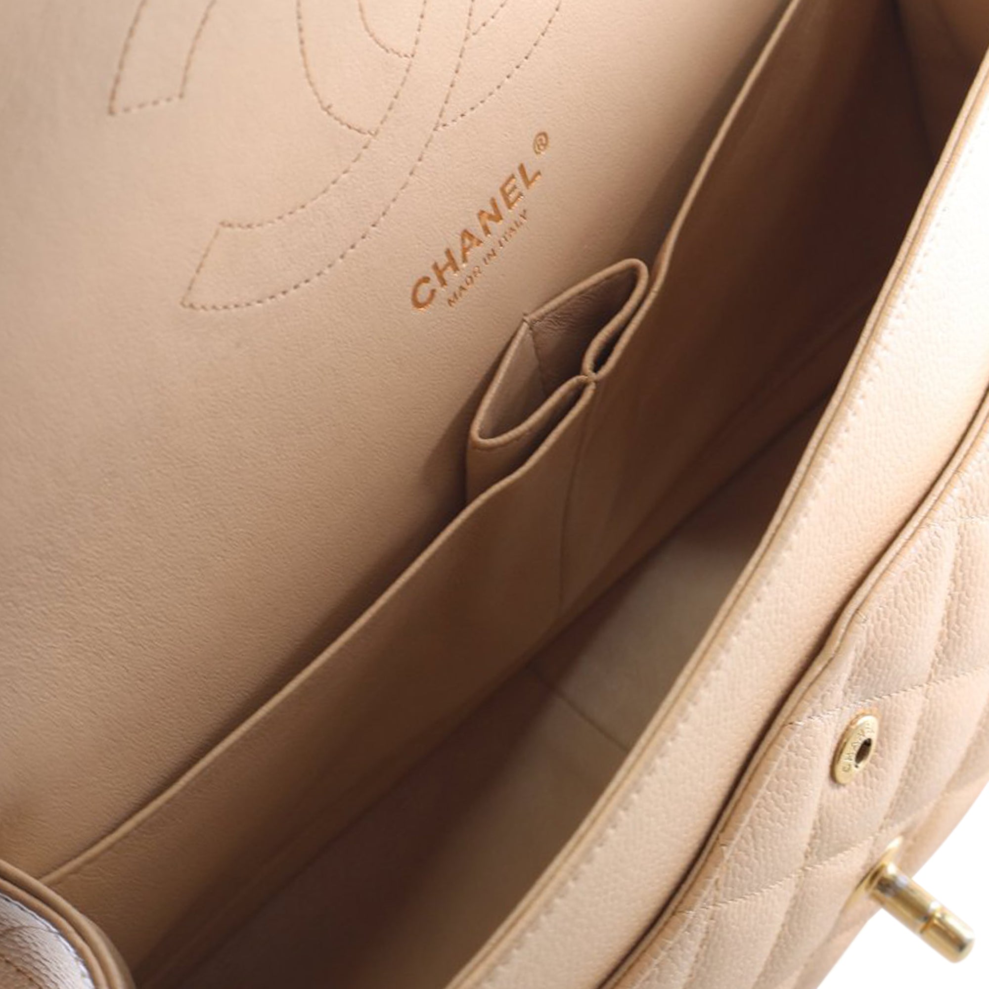 Chanel Jumbo Classic Caviar Double Flap - image 3