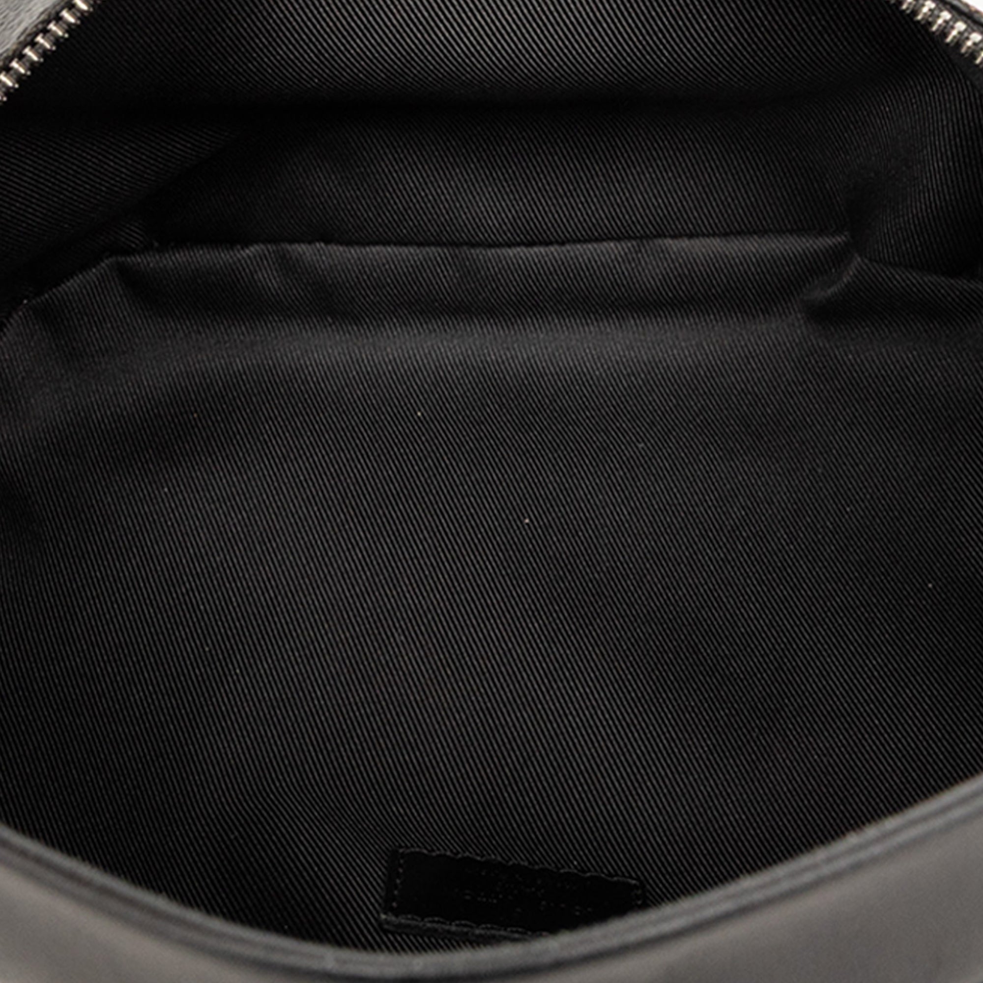 Louis Vuitton Monogram Eclipse Discovery Bumbag PM - image 4