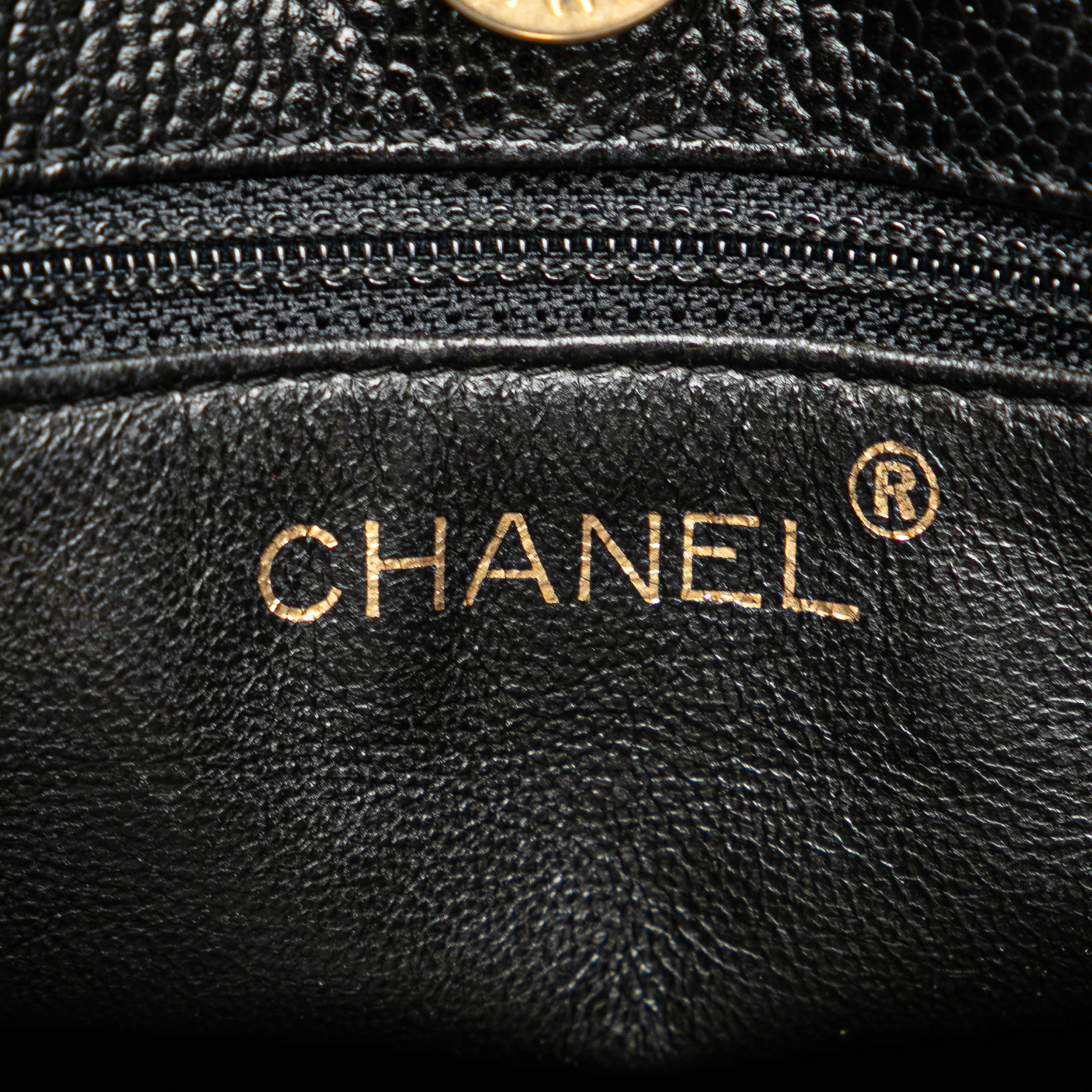 Chanel CC Quilted Caviar Tortoise Chain Tote - image 5