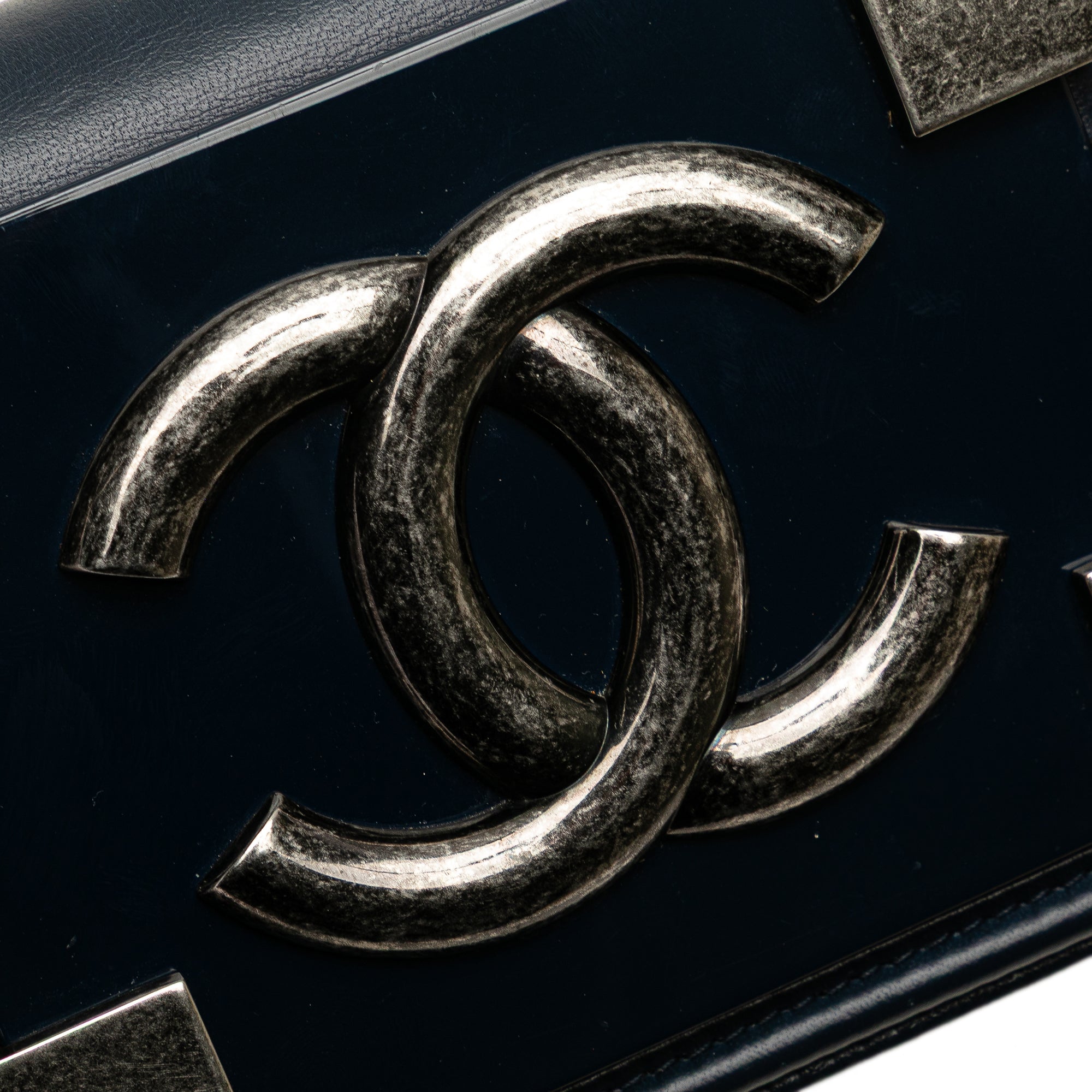 Chanel Mini Acrylic and Calfskin Boy Brick Flap - image 7