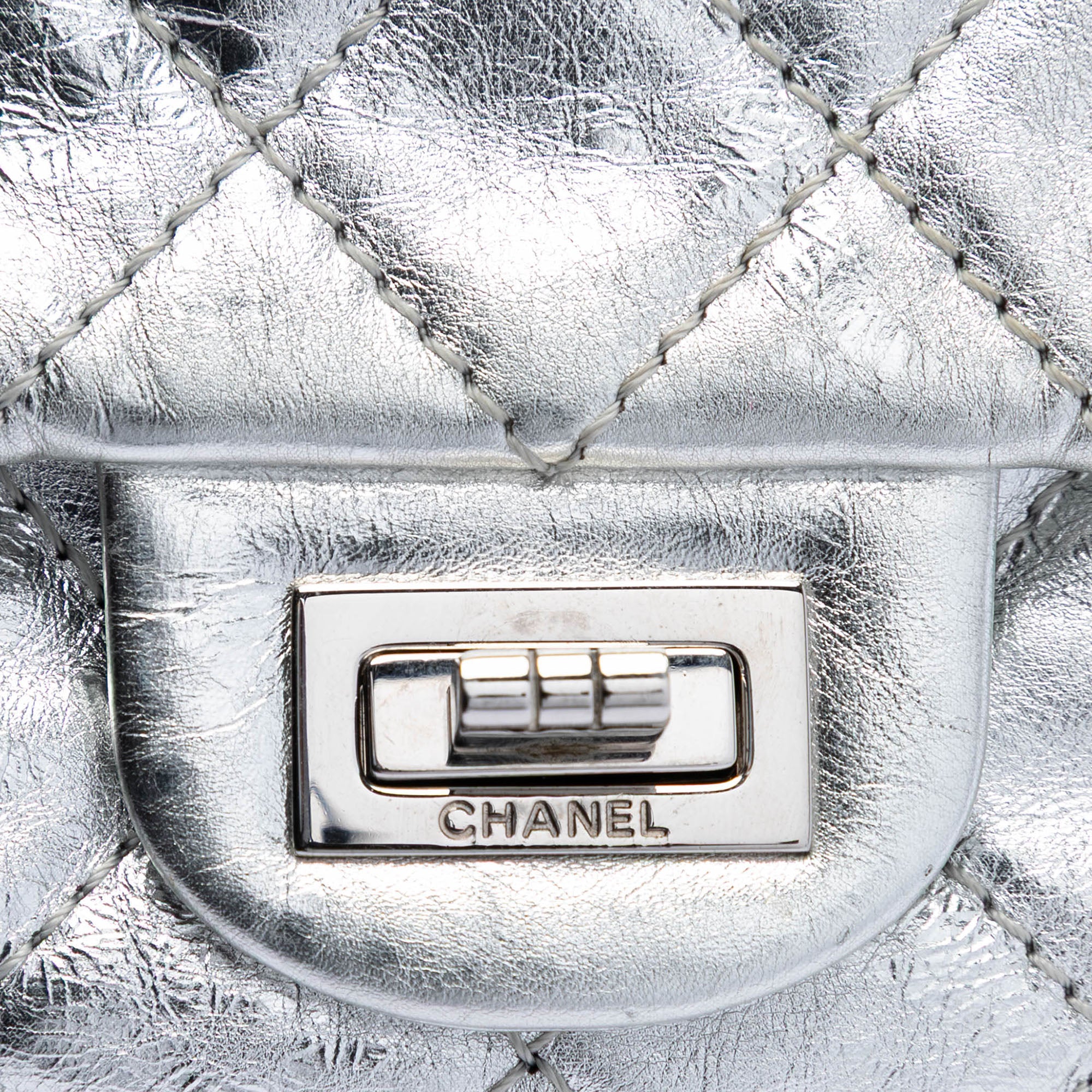 Chanel Quilted Metallic Aged Calfskin Reissue 2.55 Double Flap 226 - image 5
