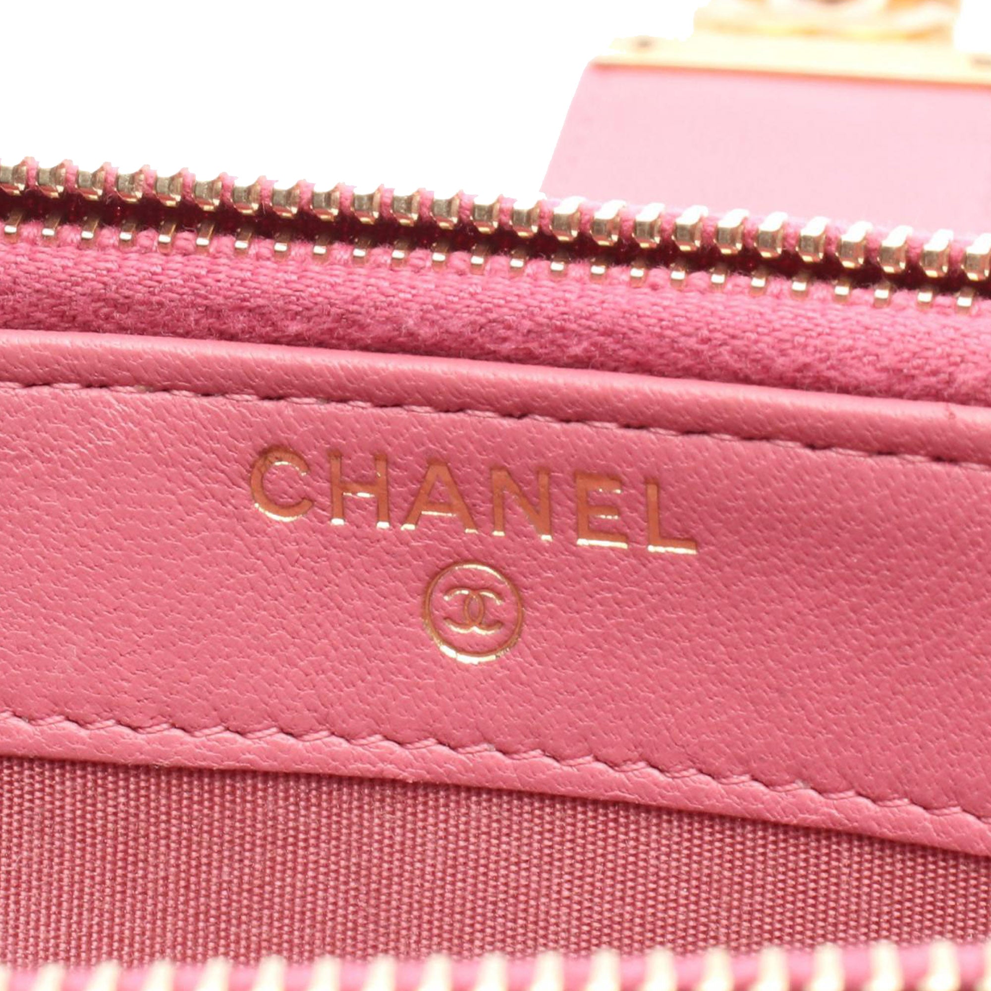 Chanel CC Quilted Calfskin Double Zip Clutch with Chain - image 4