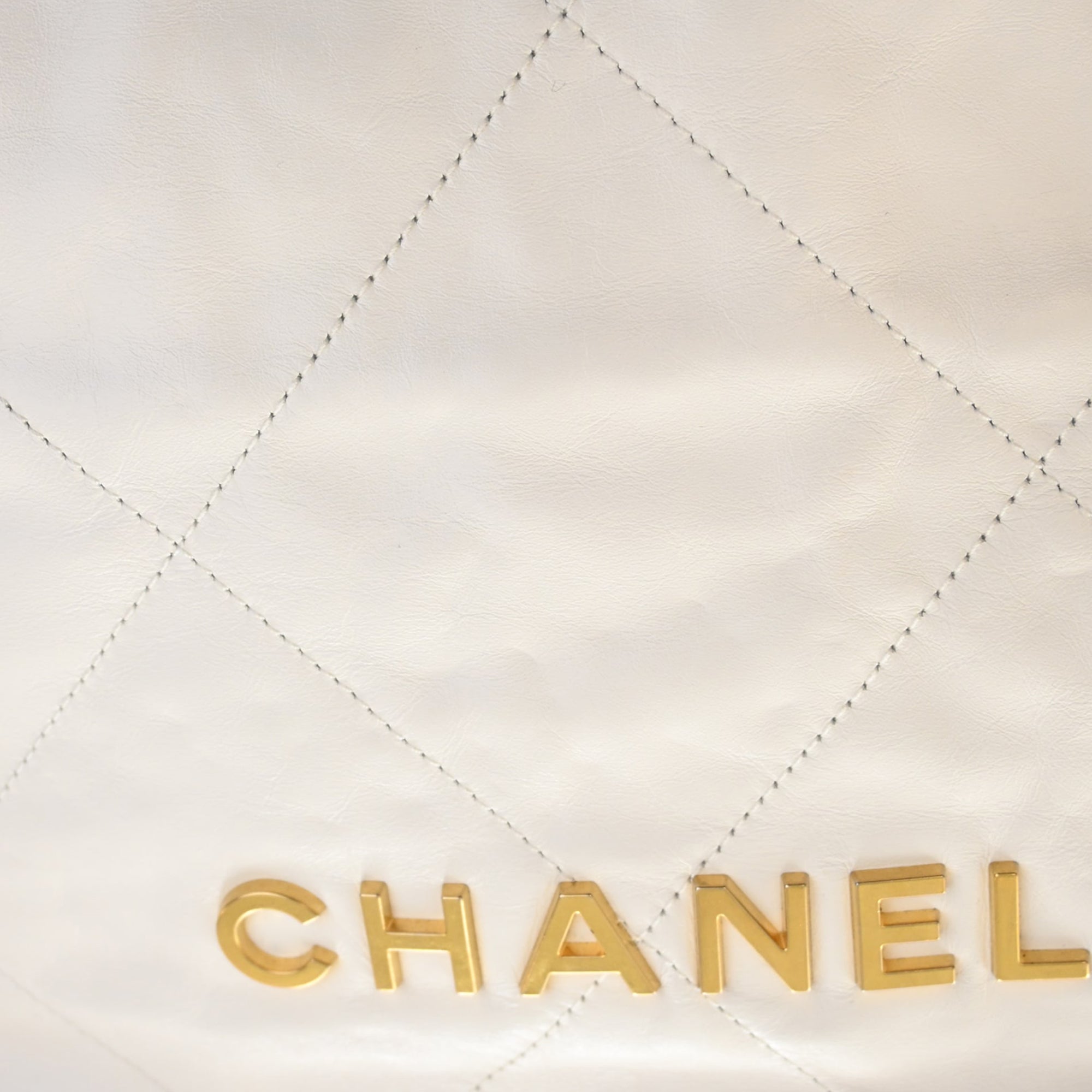 Chanel Small Quilted Shiny Calfskin 22 Handbag - image 10