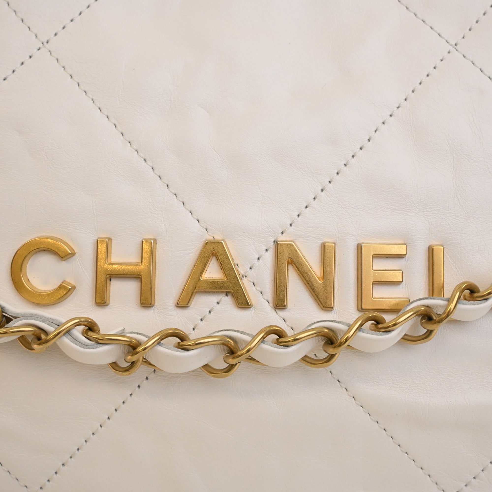 Chanel Small Quilted Shiny Calfskin 22 Handbag - image 8