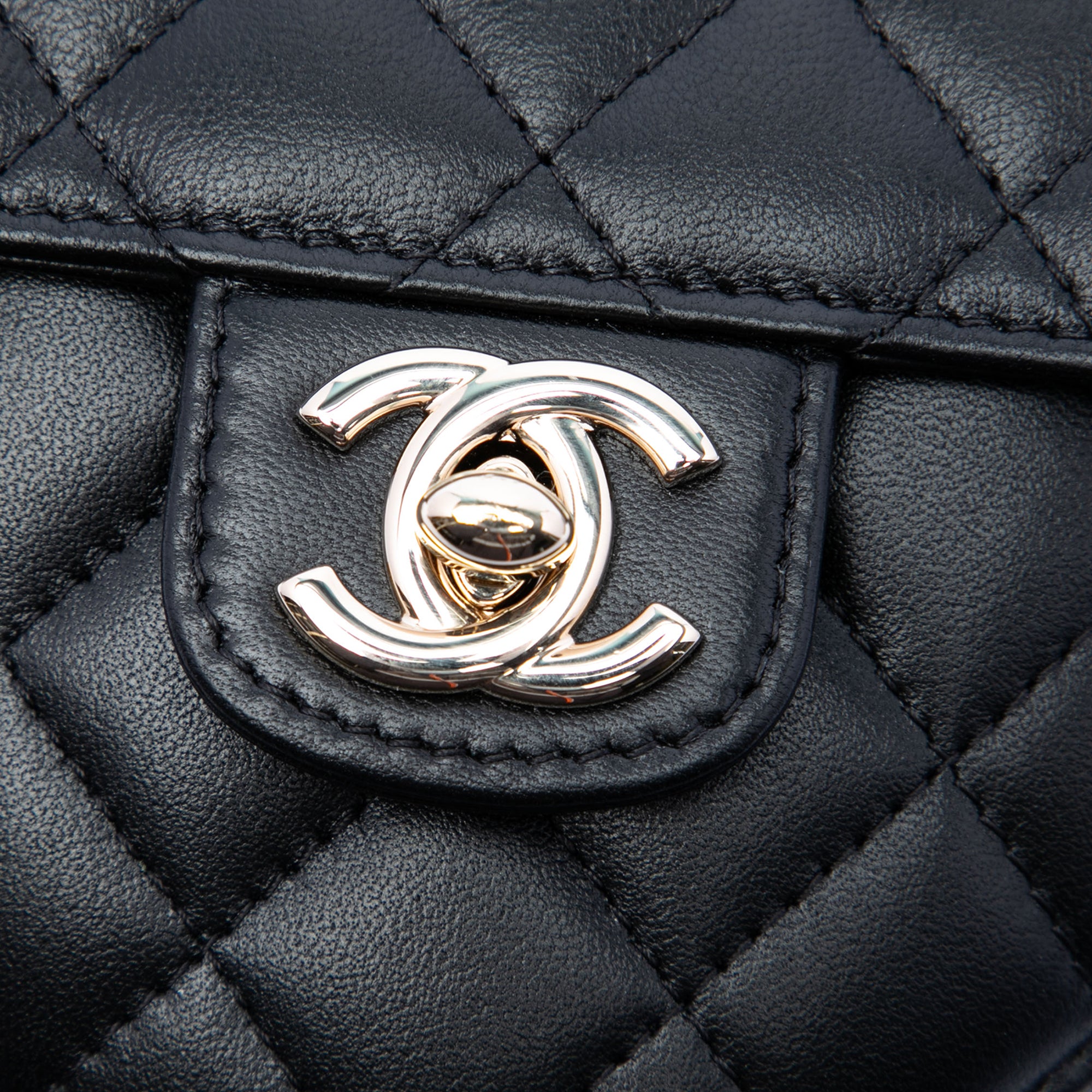 Chanel Mini Lambskin CC in Love Heart Crossbody - image 5