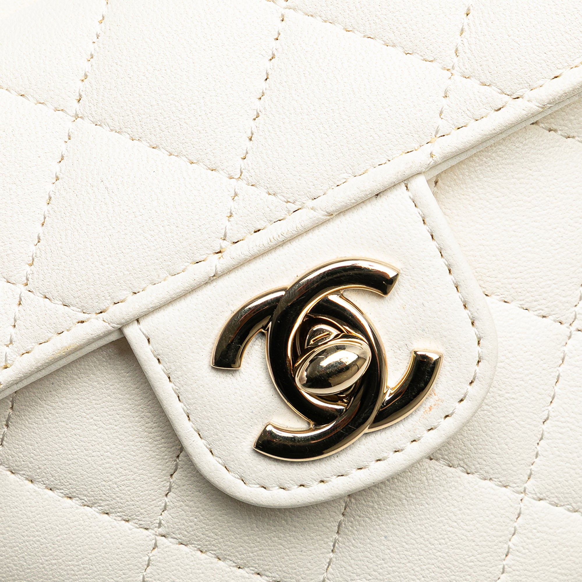 Chanel Mini Lambskin CC in Love Heart Crossbody - image 7