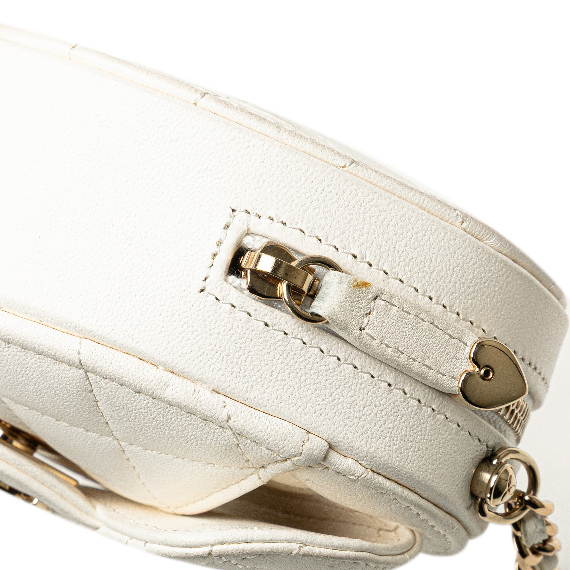 Chanel Mini Lambskin CC in Love Heart Crossbody - image 9