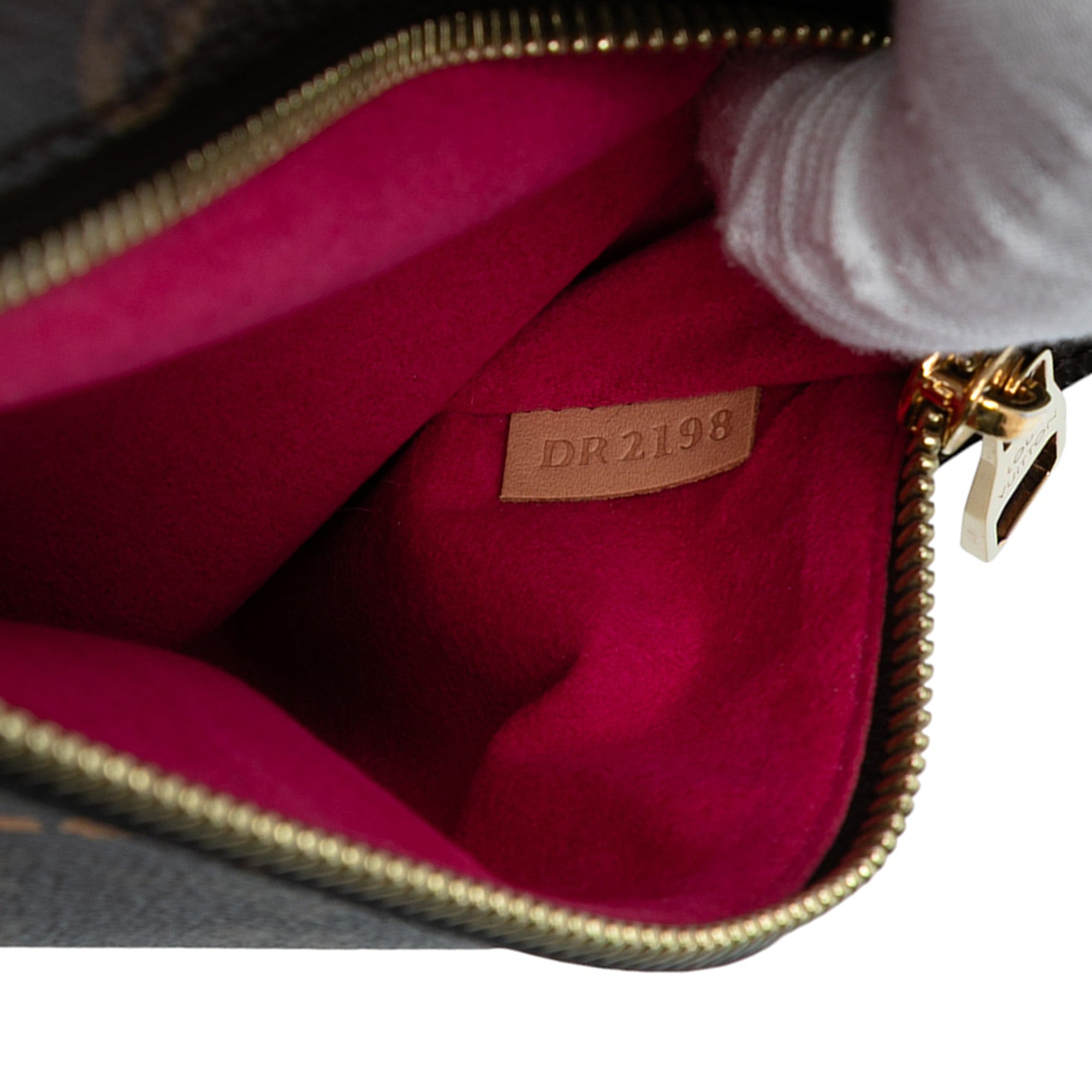 Louis Vuitton Monogram Patches Pochette Metis - image 6