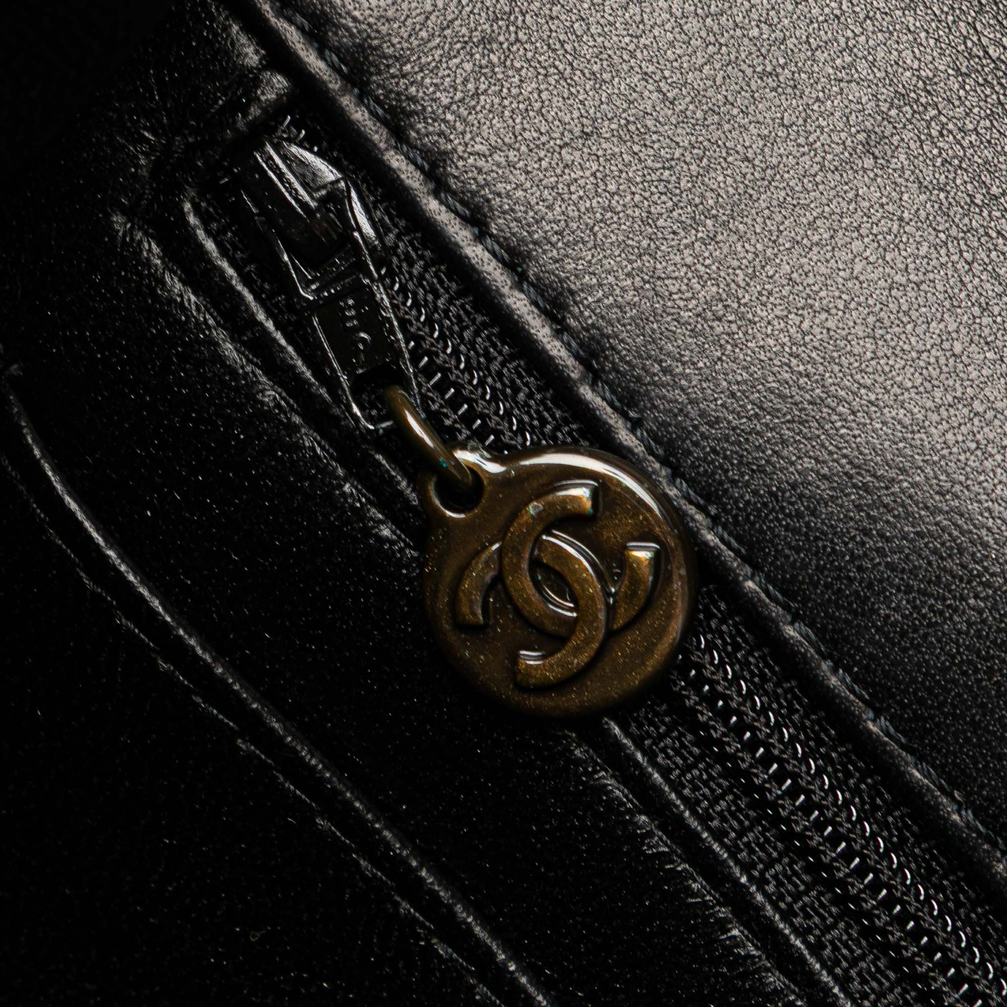 Chanel CC Quilted Lambskin Tortoise Chain Flap - image 8