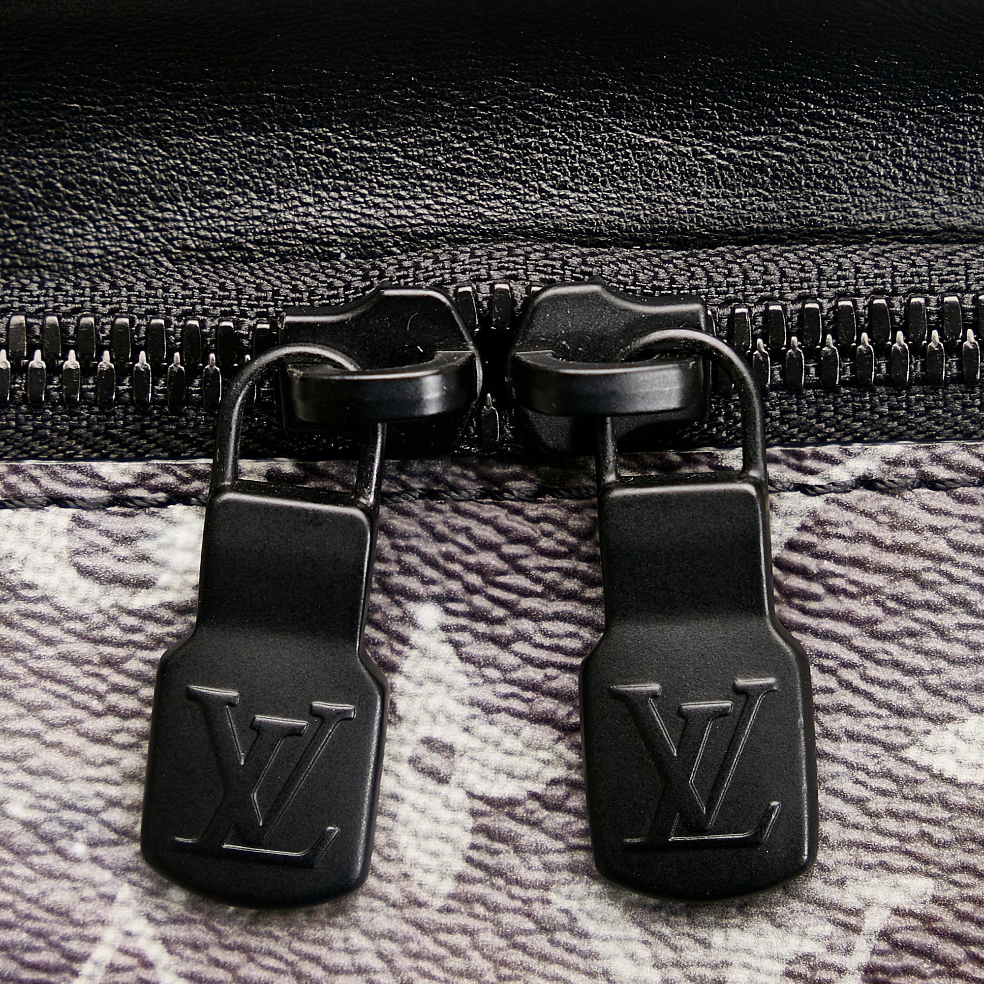 Louis Vuitton Monogram Galaxy Discovery Bumbag - image 8