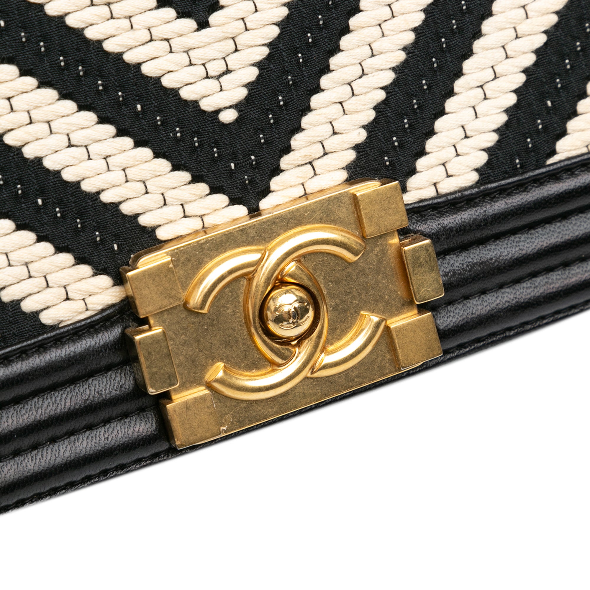 Chanel Old Medium Braided Chevron Cotton and Lambskin Boy Flap - image 6