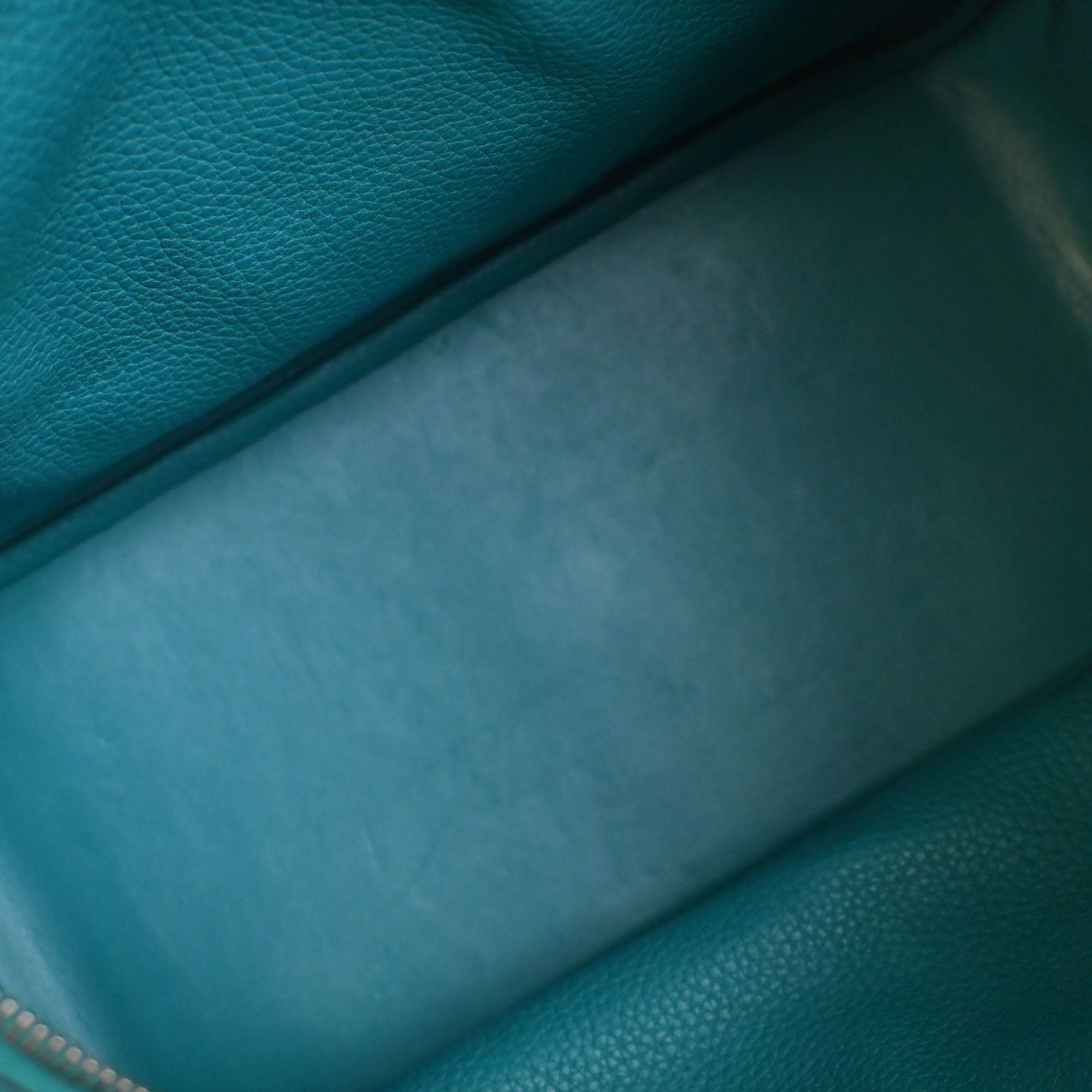 Hermès Clemence Lindy 30 - image 4