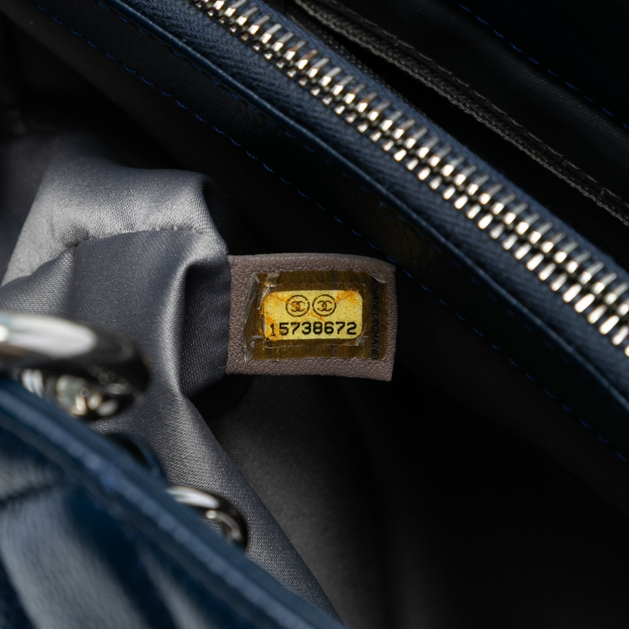 Chanel Caviar Grand Shopping Tote XL - image 6