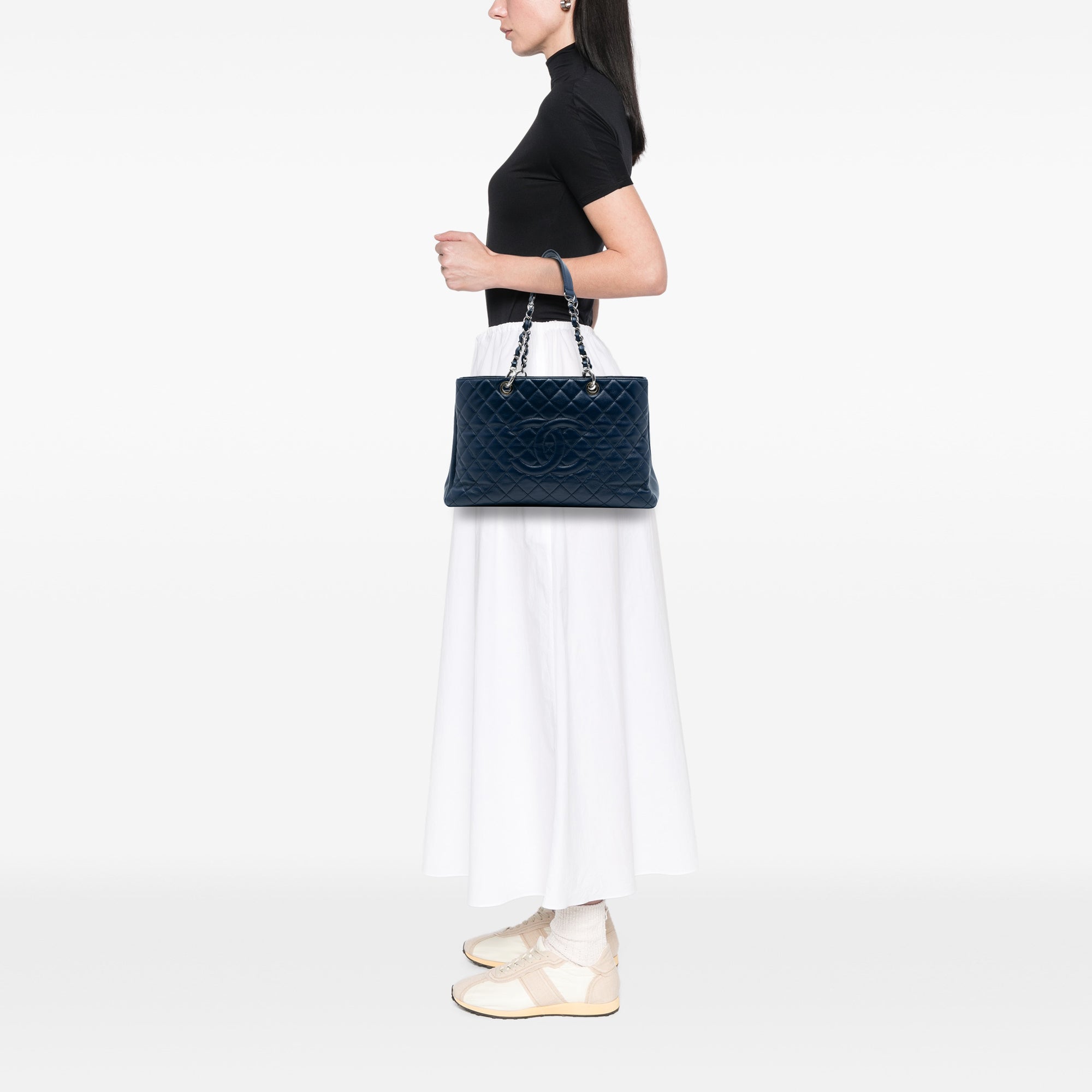 Chanel Caviar Grand Shopping Tote XL - image 7