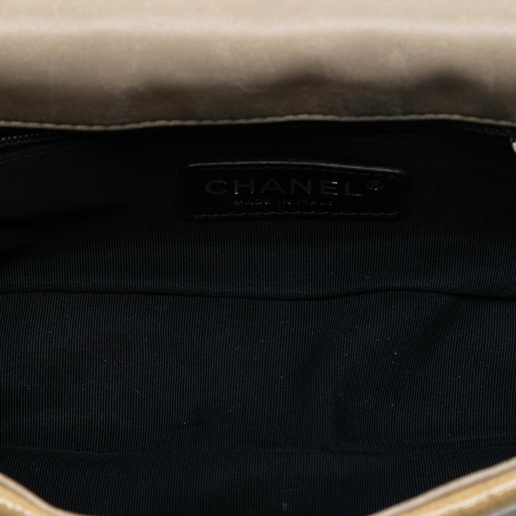 Chanel CC Patent Woven Stitch Full Flap - image 4