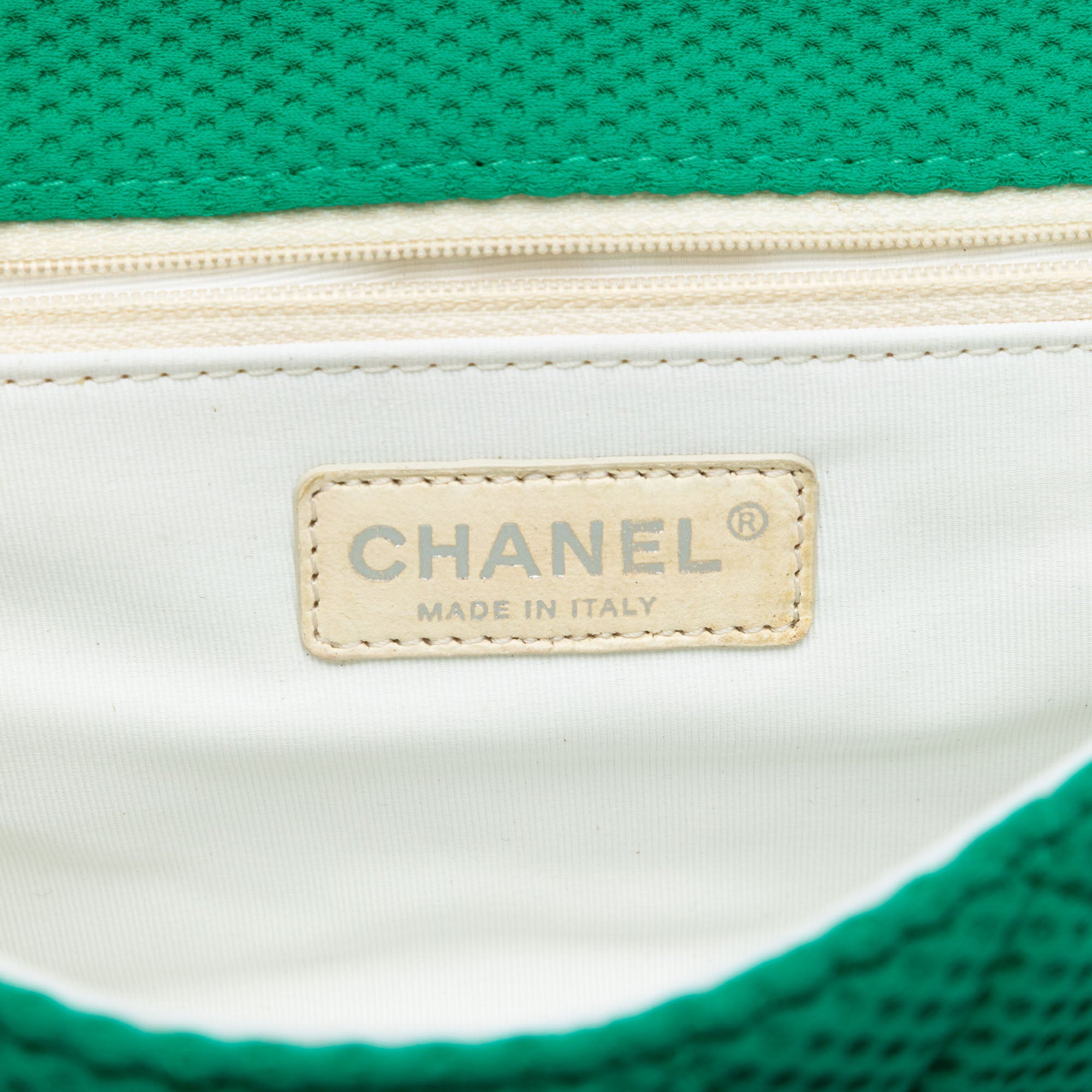 Chanel Medium Classic Mesh Single Flap - image 5