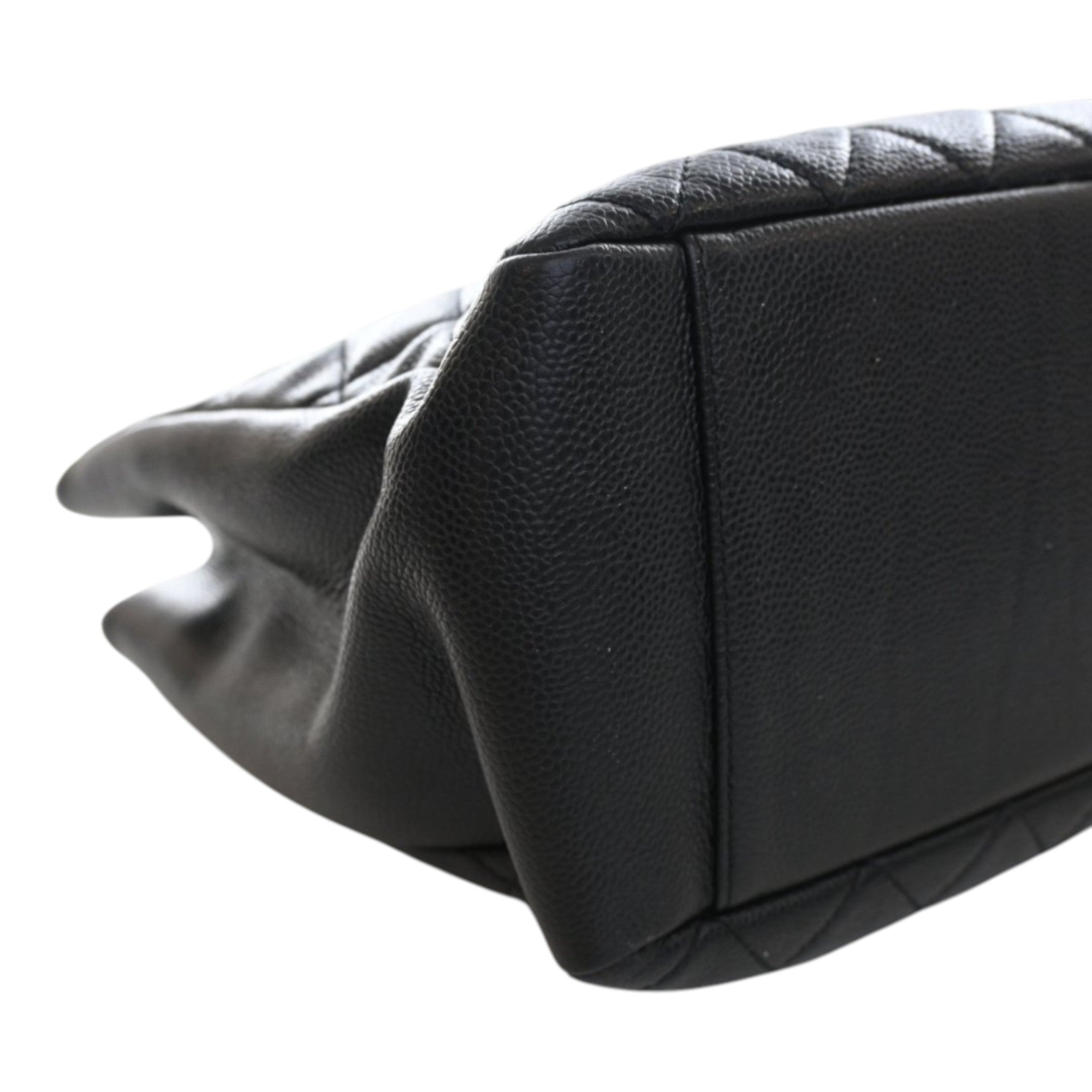 Chanel Caviar Grand Shopping Tote - image 10