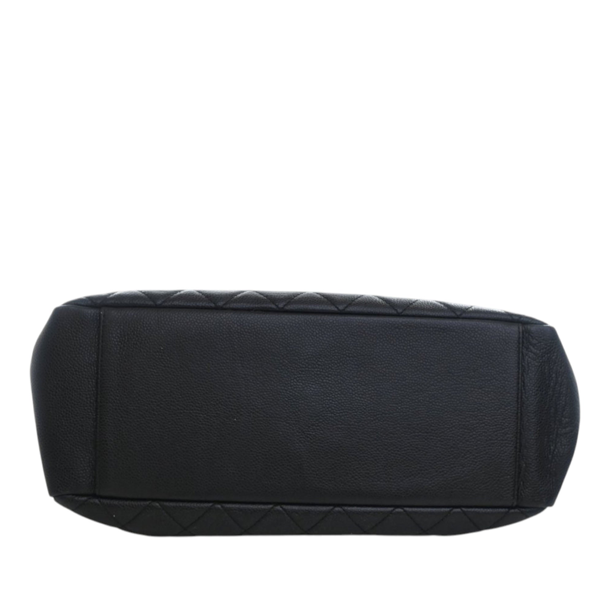 Chanel Caviar Grand Shopping Tote - image 5