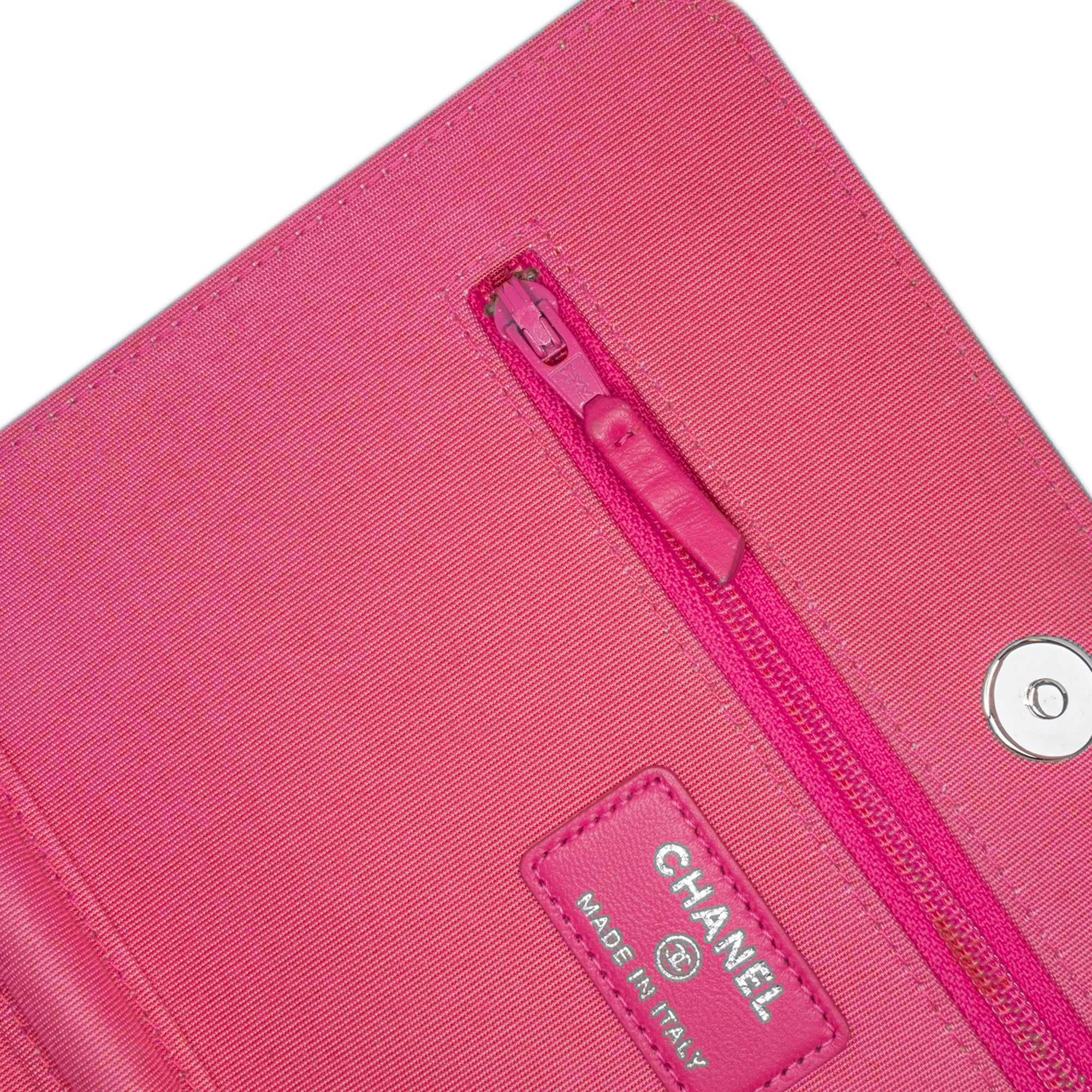 Chanel CC Quilted Lambskin Wallet On Chain - image 7