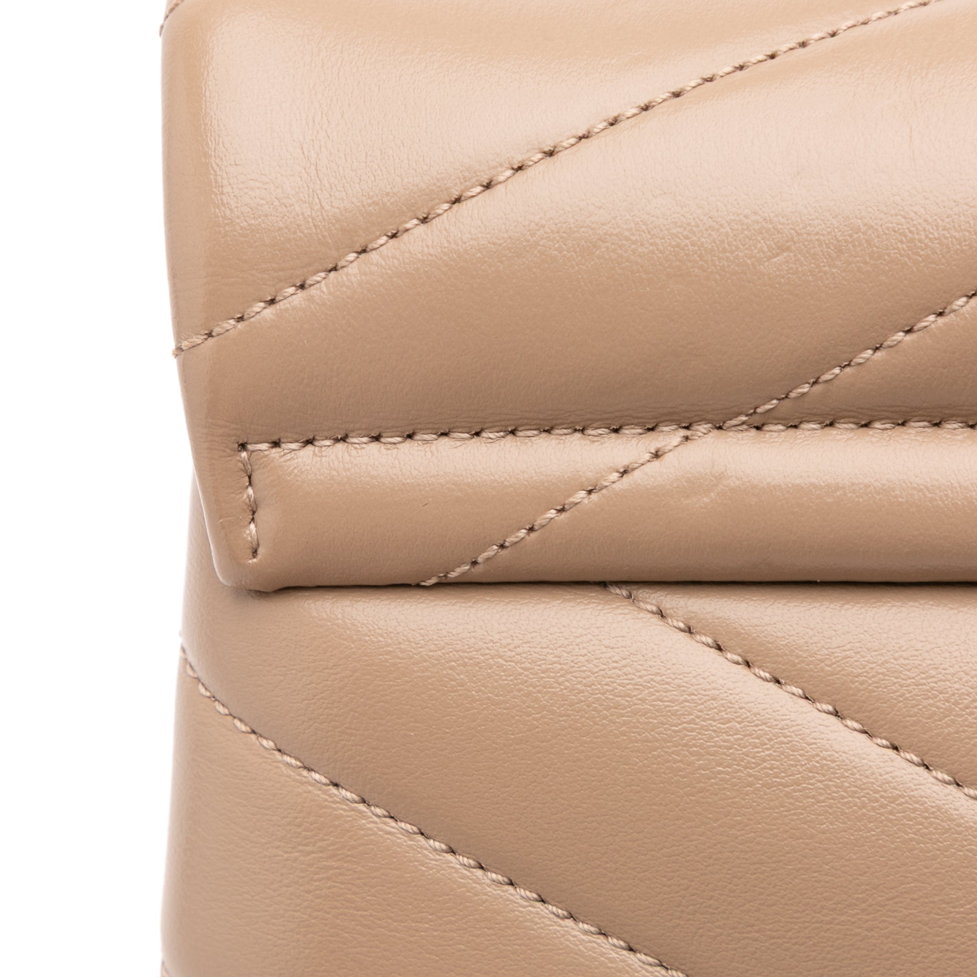 Saint Laurent Medium Matelasse Calfskin Monogram LouLou Shoulder Bag - image 10