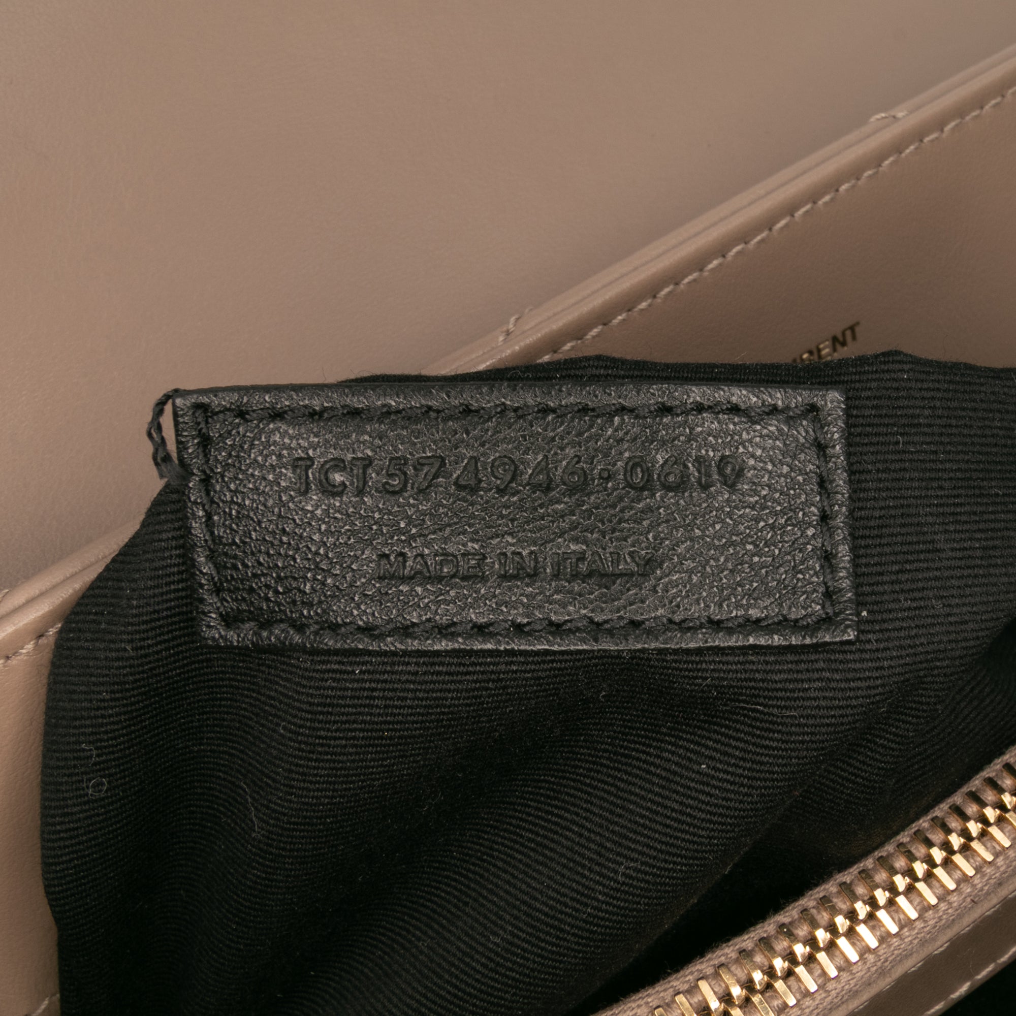 Saint Laurent Medium Matelasse Calfskin Monogram LouLou Shoulder Bag - image 7