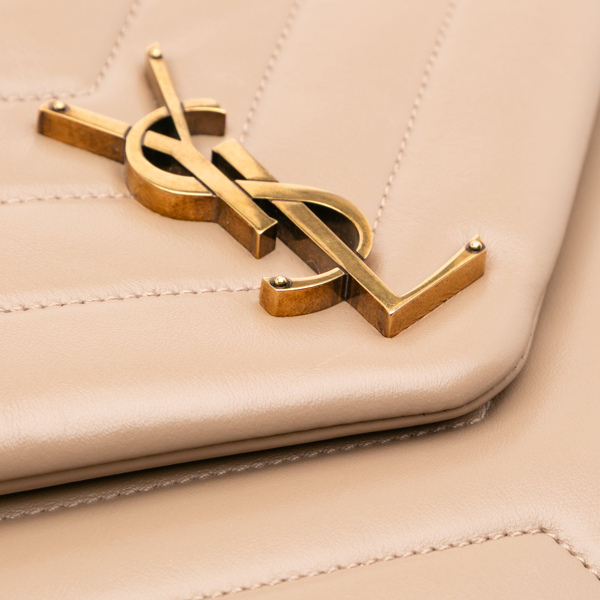 Saint Laurent Medium Matelasse Calfskin Monogram LouLou Shoulder Bag - image 8