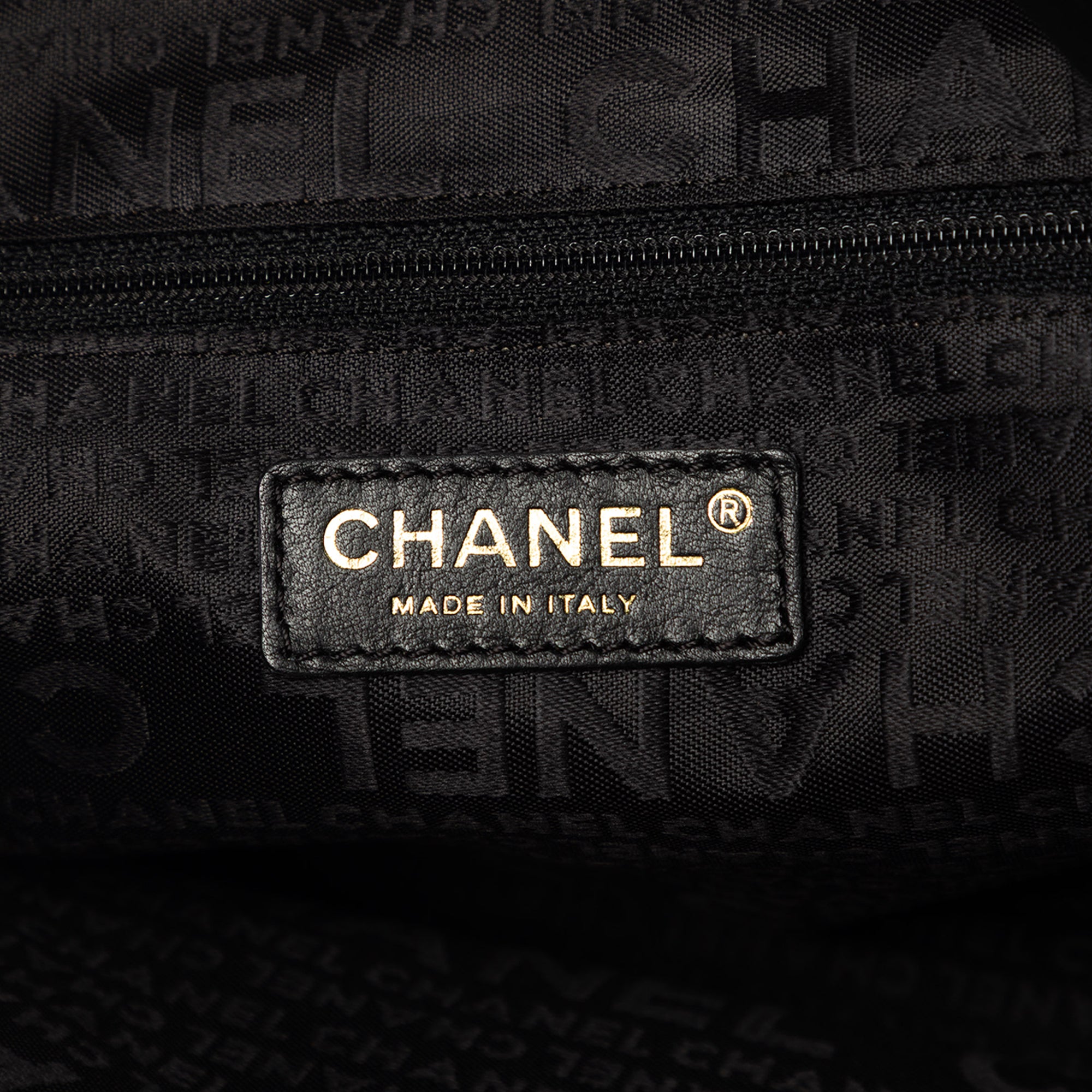 Chanel CC Caviar Tote - image 5