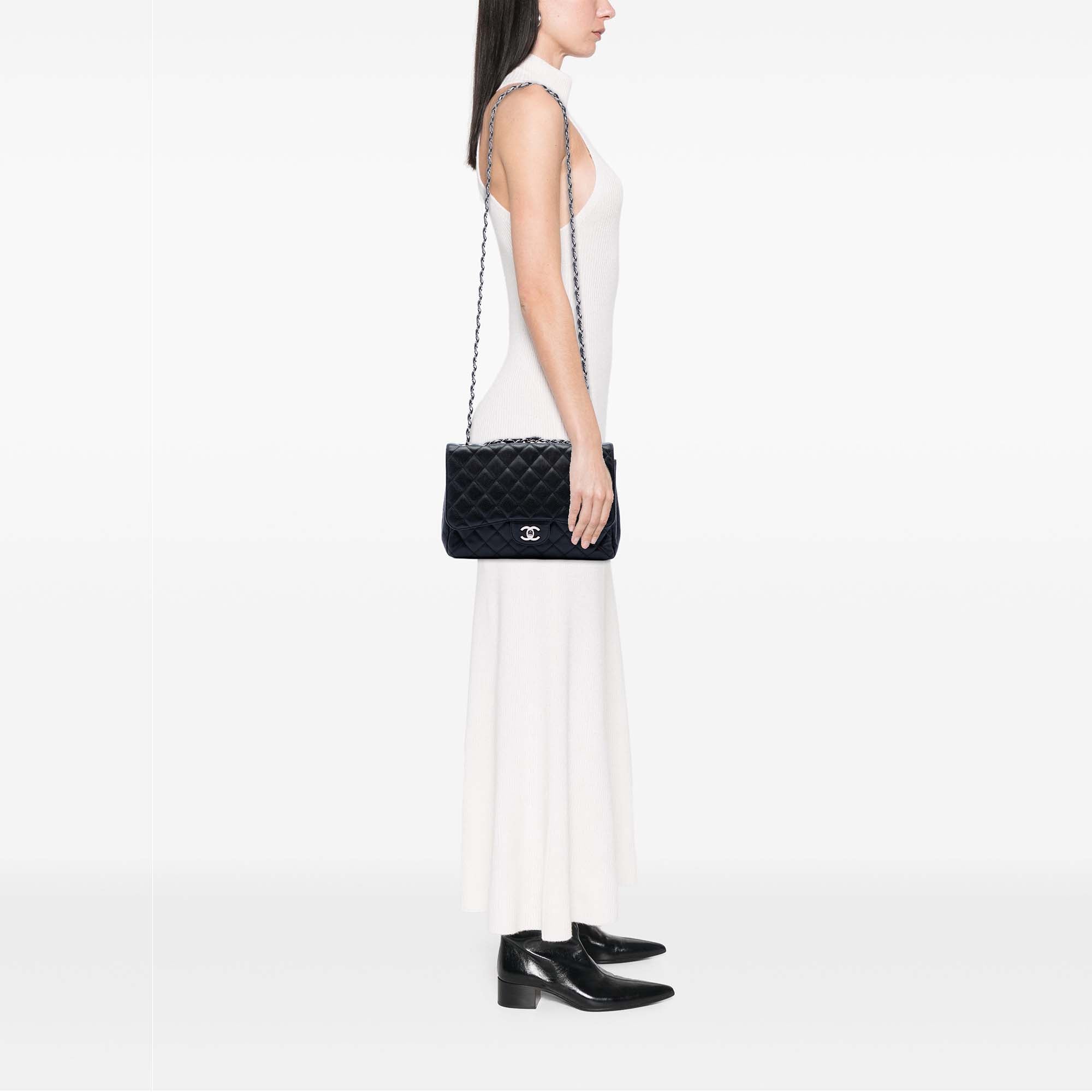 Chanel Jumbo Classic Caviar Single Flap - image 6