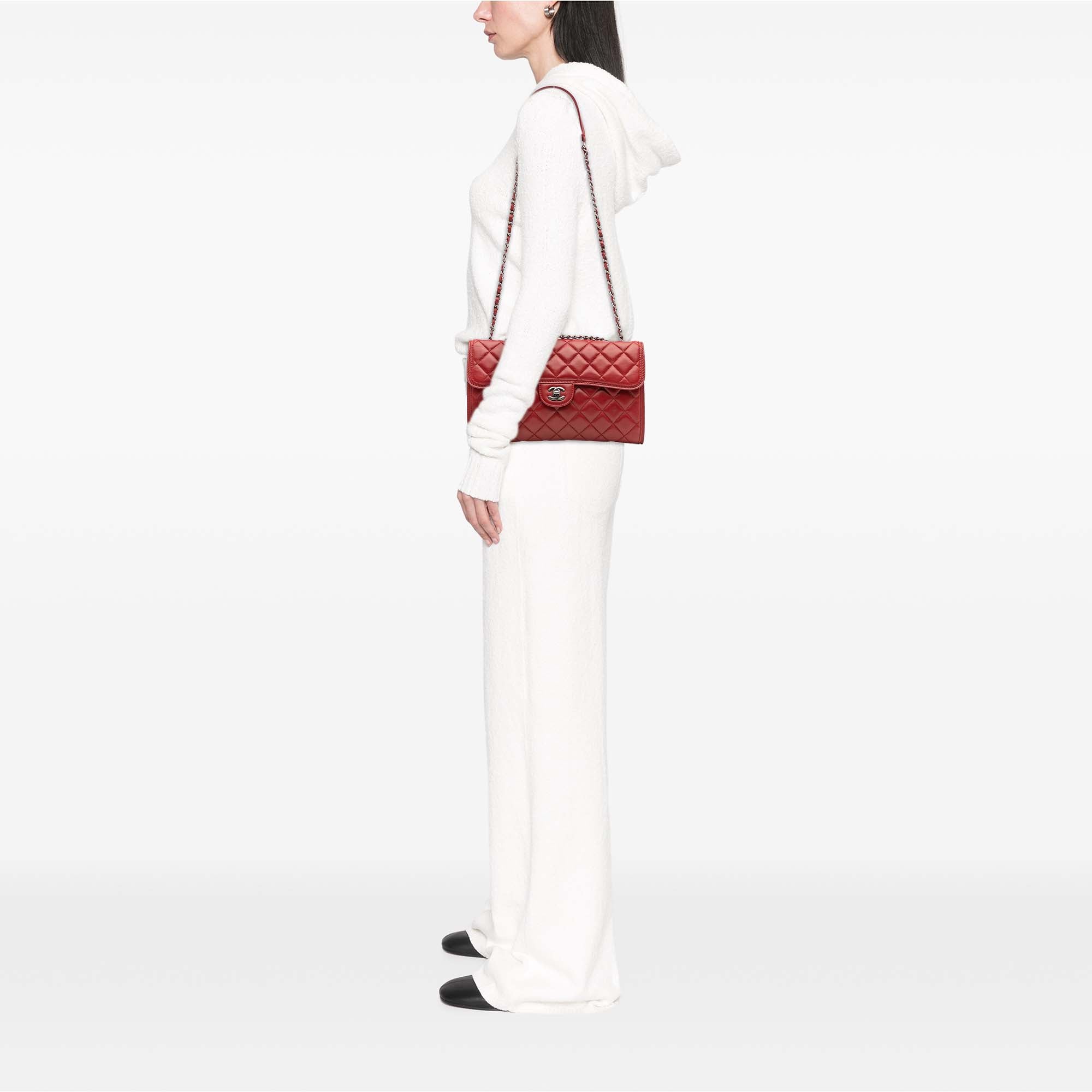 Chanel Medium Quilted Lambskin Citizen Flap - image 12