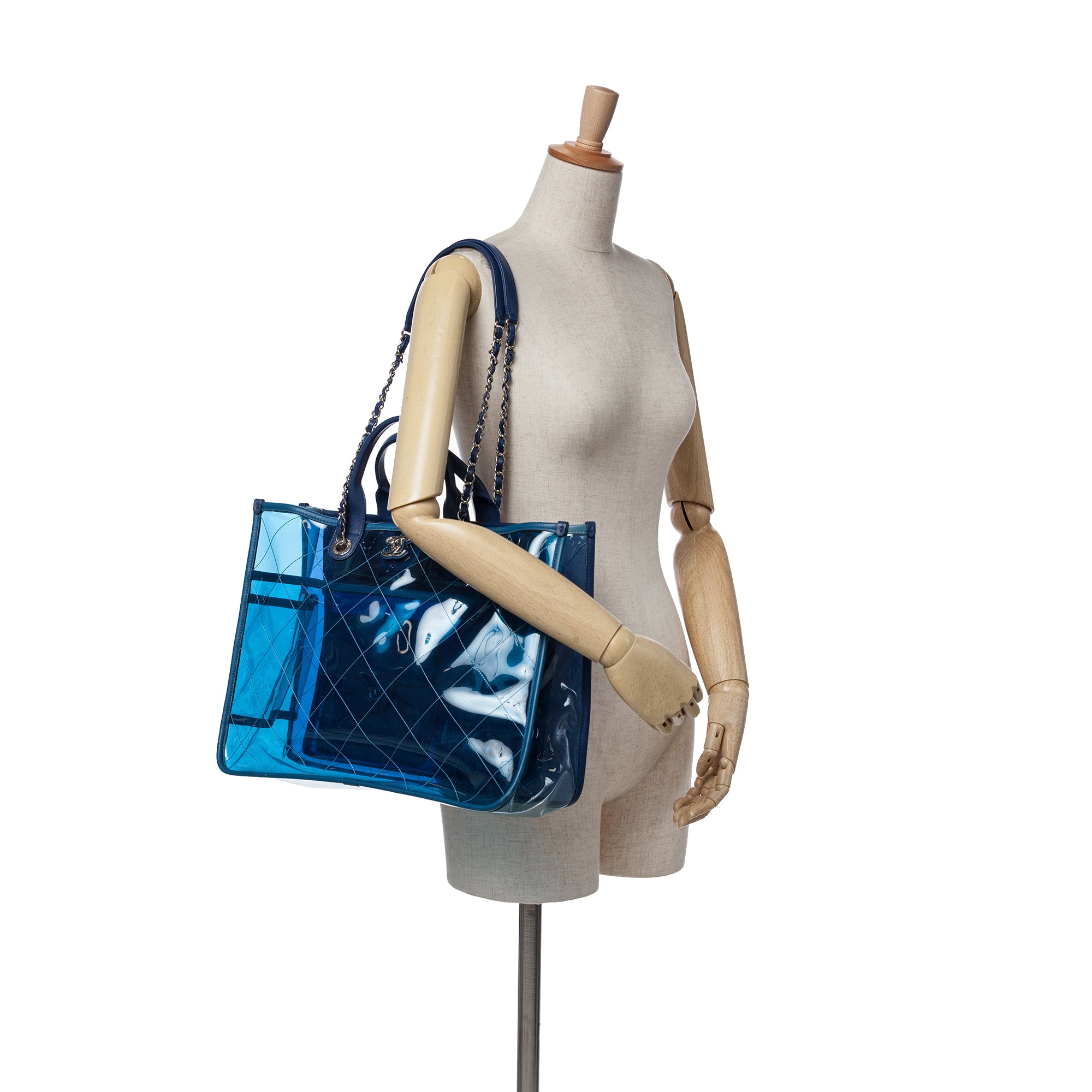 Chanel Medium PVC and Lambskin Coco Splash Shopping Tote - image 11