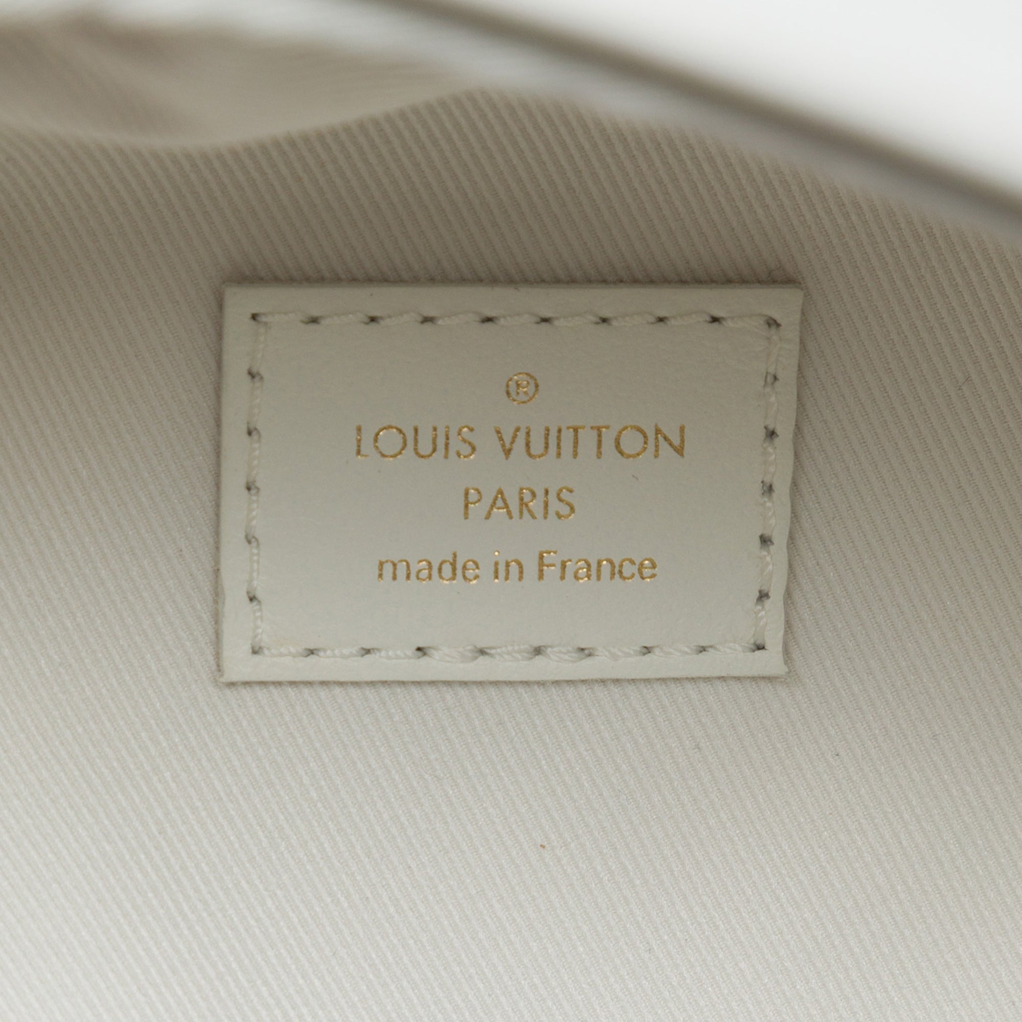 Louis Vuitton Calfskin New Wave Bumbag - image 5