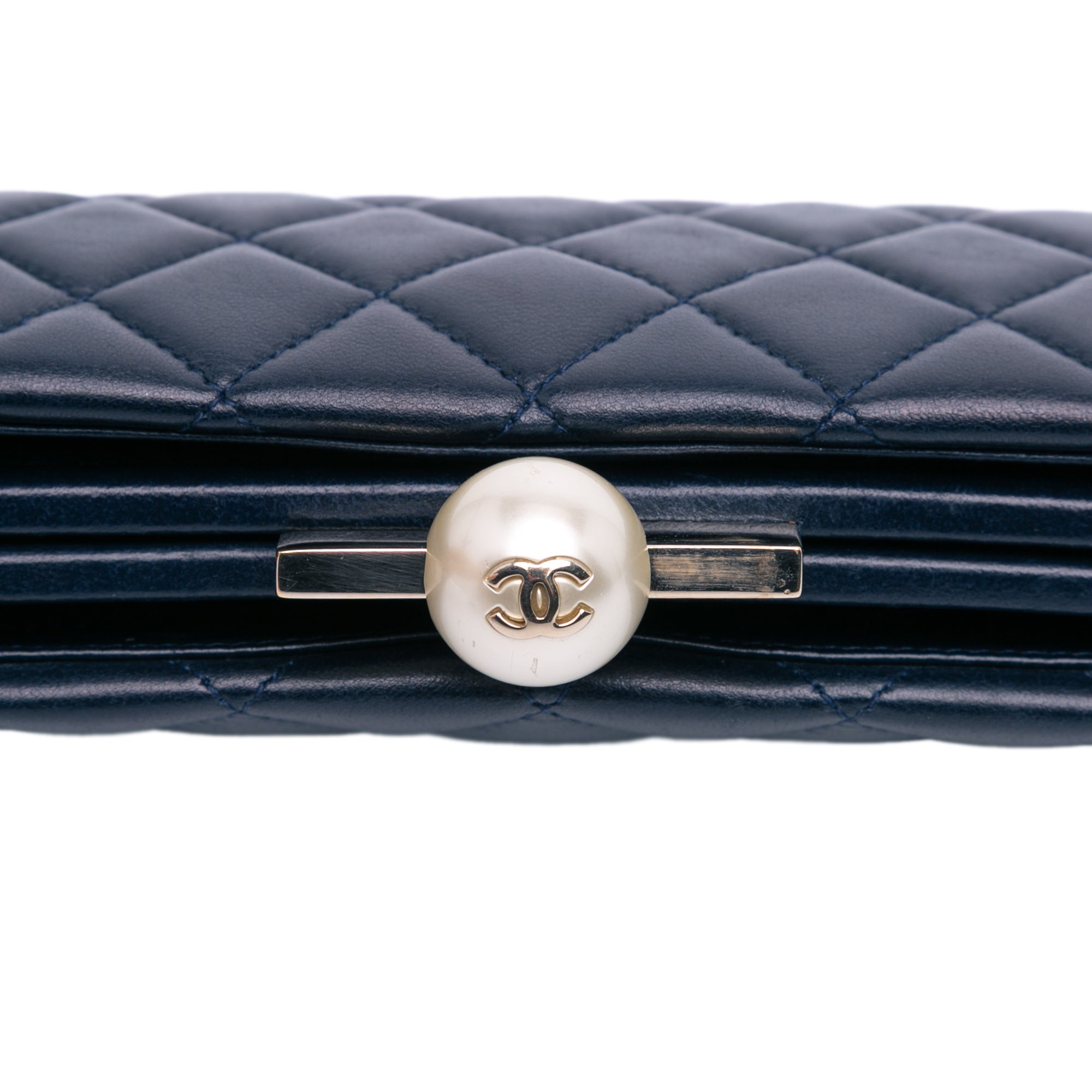 Chanel CC Quilted Lambskin Pearl Evening Baguette Clutch - image 7