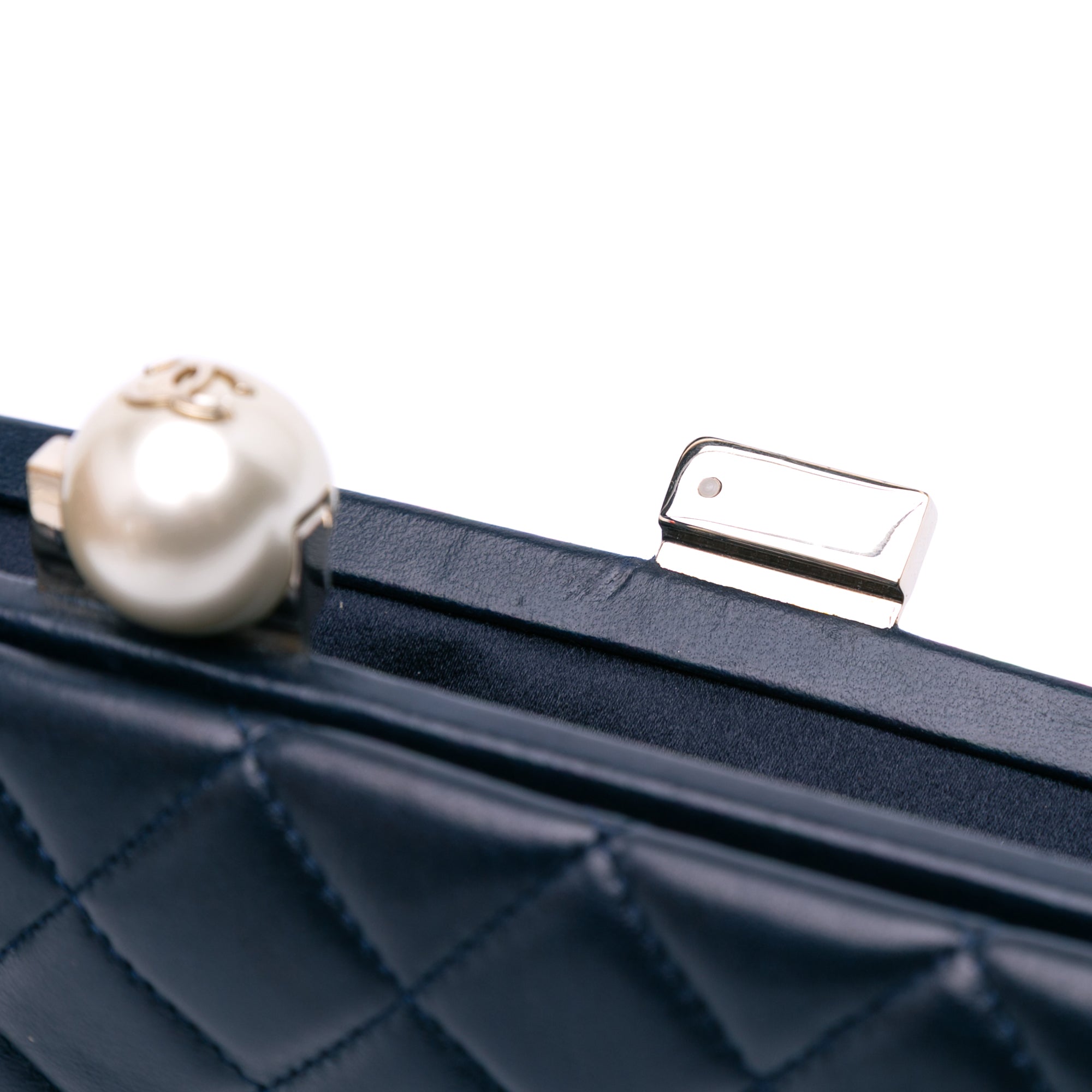 Chanel CC Quilted Lambskin Pearl Evening Baguette Clutch - image 8