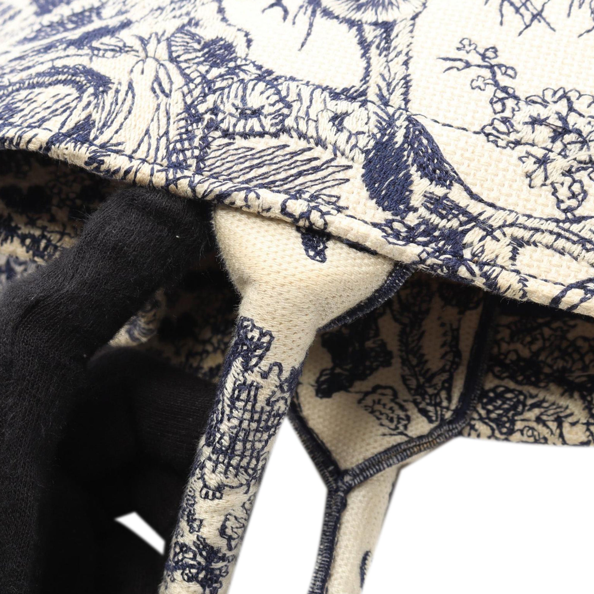 Dior Large Canvas Embroidered Dioriviera Toile De Jouy Book Tote - image 5