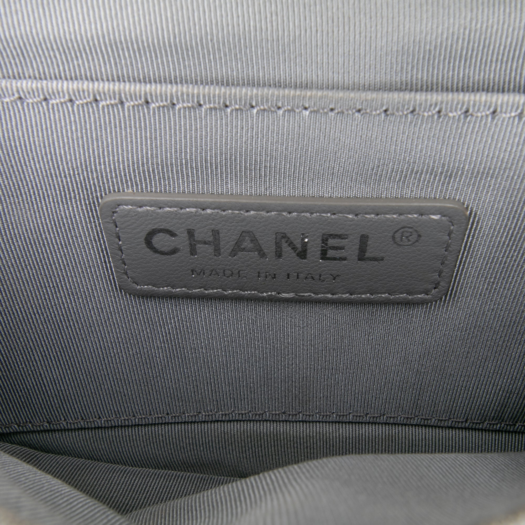 Chanel Small Quilted Calfskin Korean Garden Flap - image 5